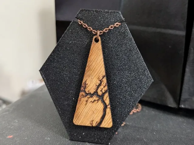 Small Necklace Stand