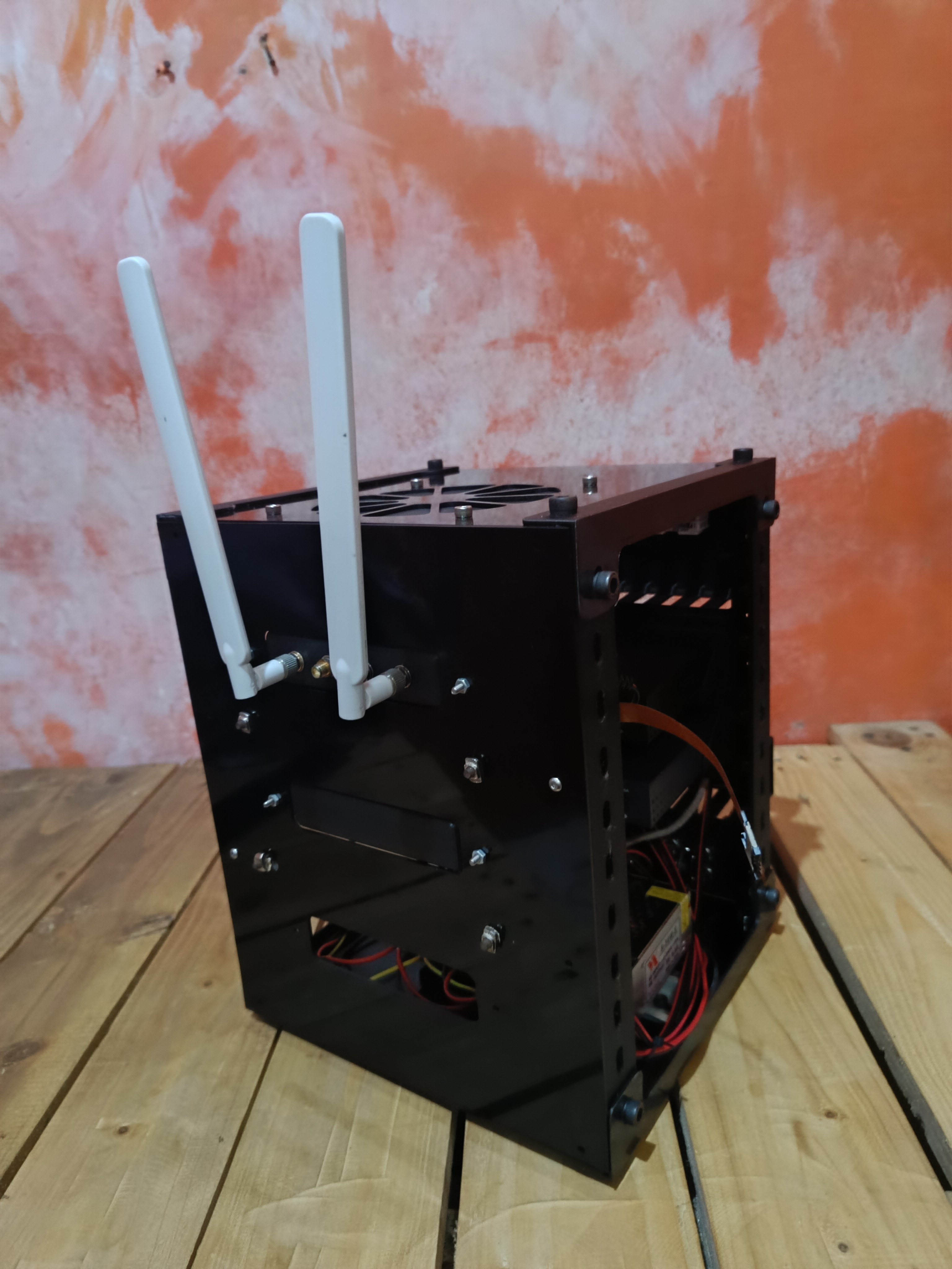 Miniatura 7 do modelo 3D 6U mini home server network rack