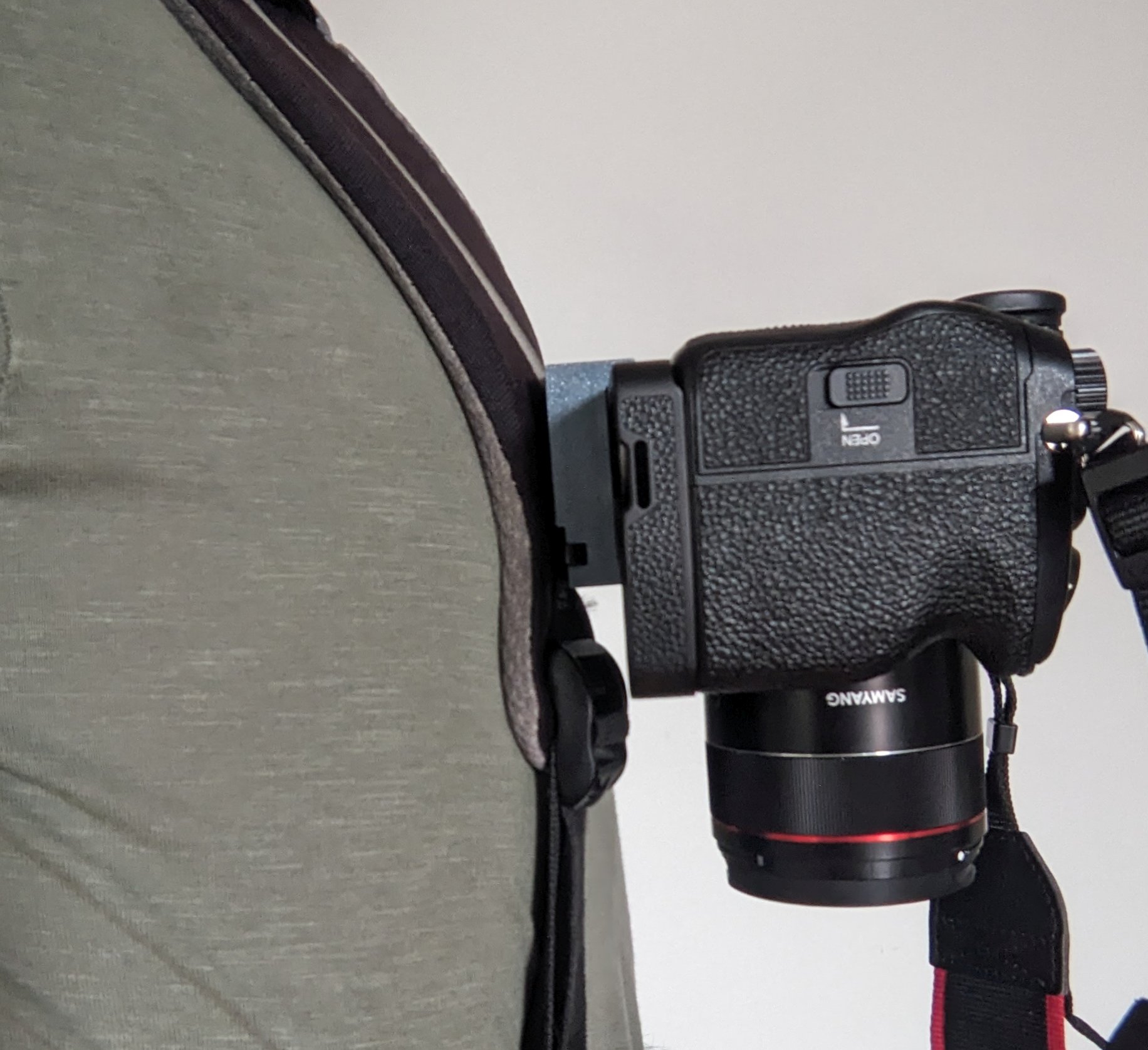 Backpack Camera Clip Holder for Deuter / Smallrig