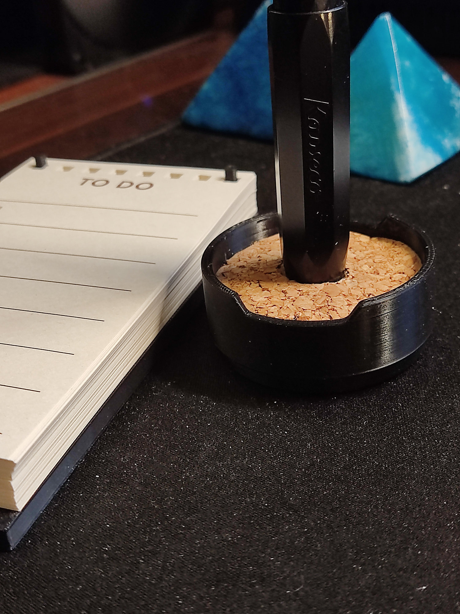 Grovemade inspired Pen Desk Stand