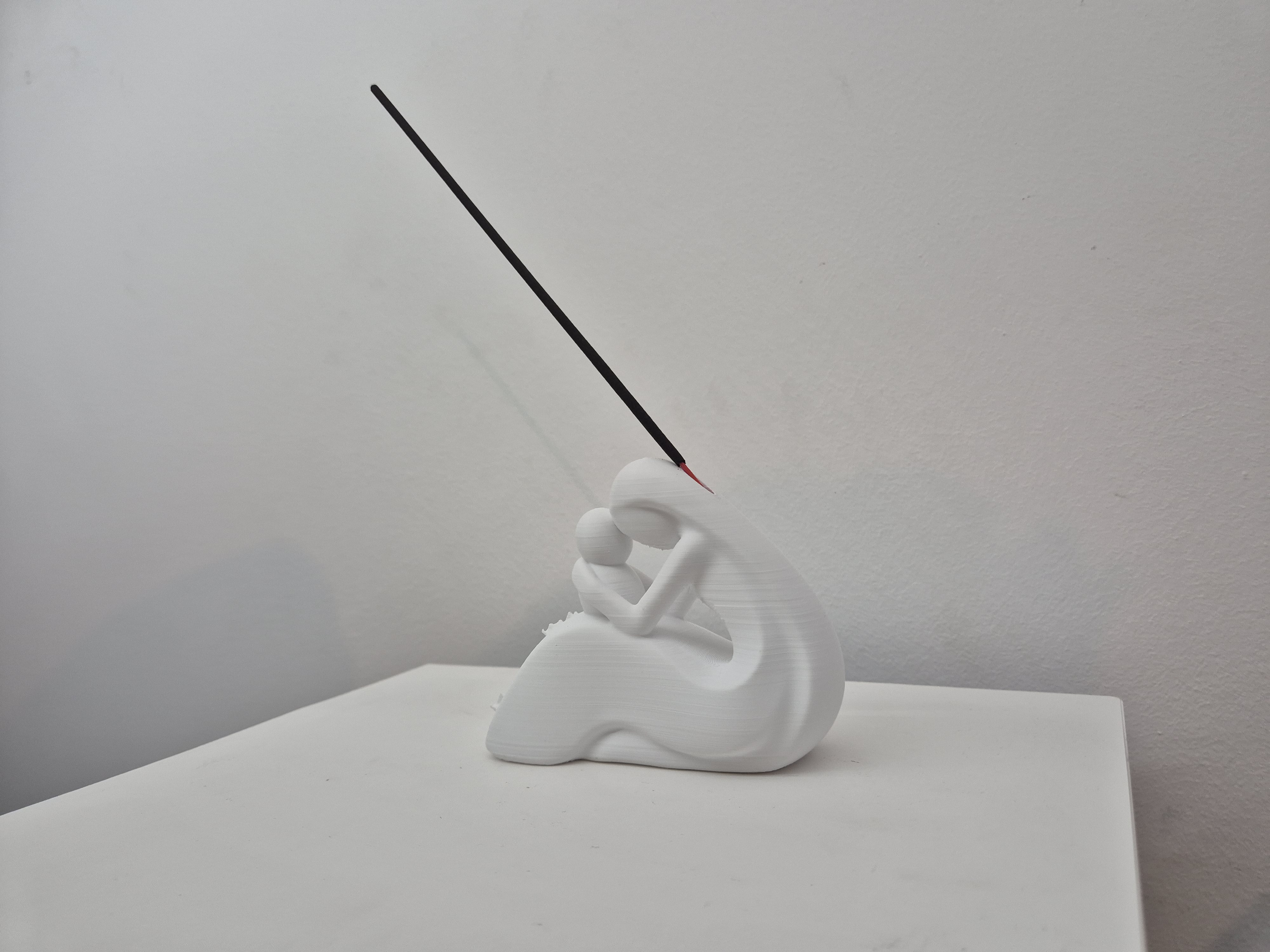 Portaincienso Figura Maternal Abrazando a un Niño — miniatura 4