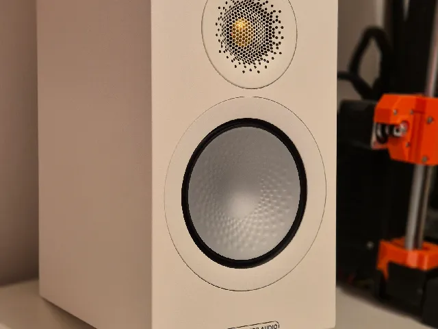 Simple and easy to print speaker stand- works for any size!