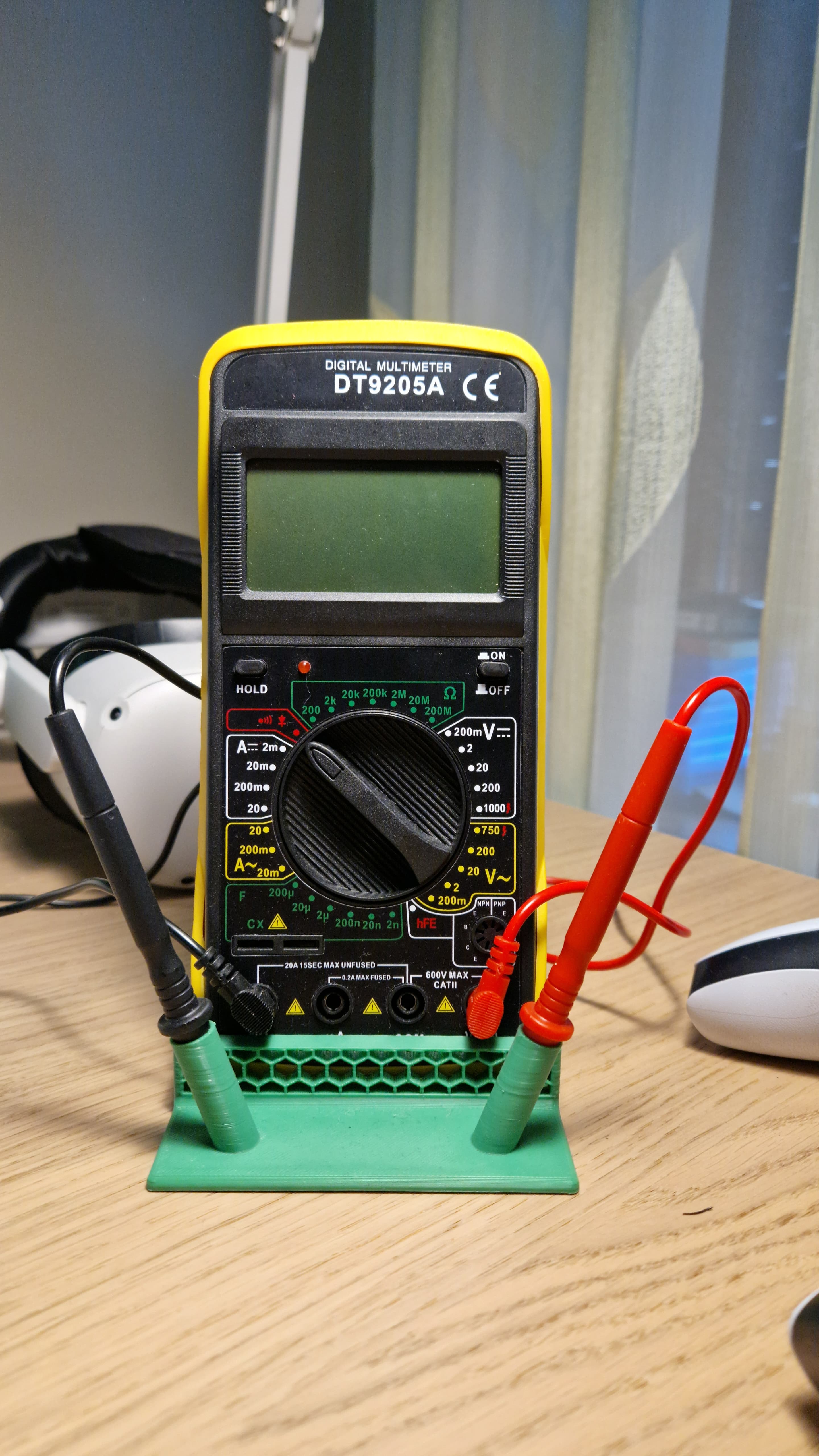 Miniatura 11 do modelo 3D Multimeter Vertical Stand