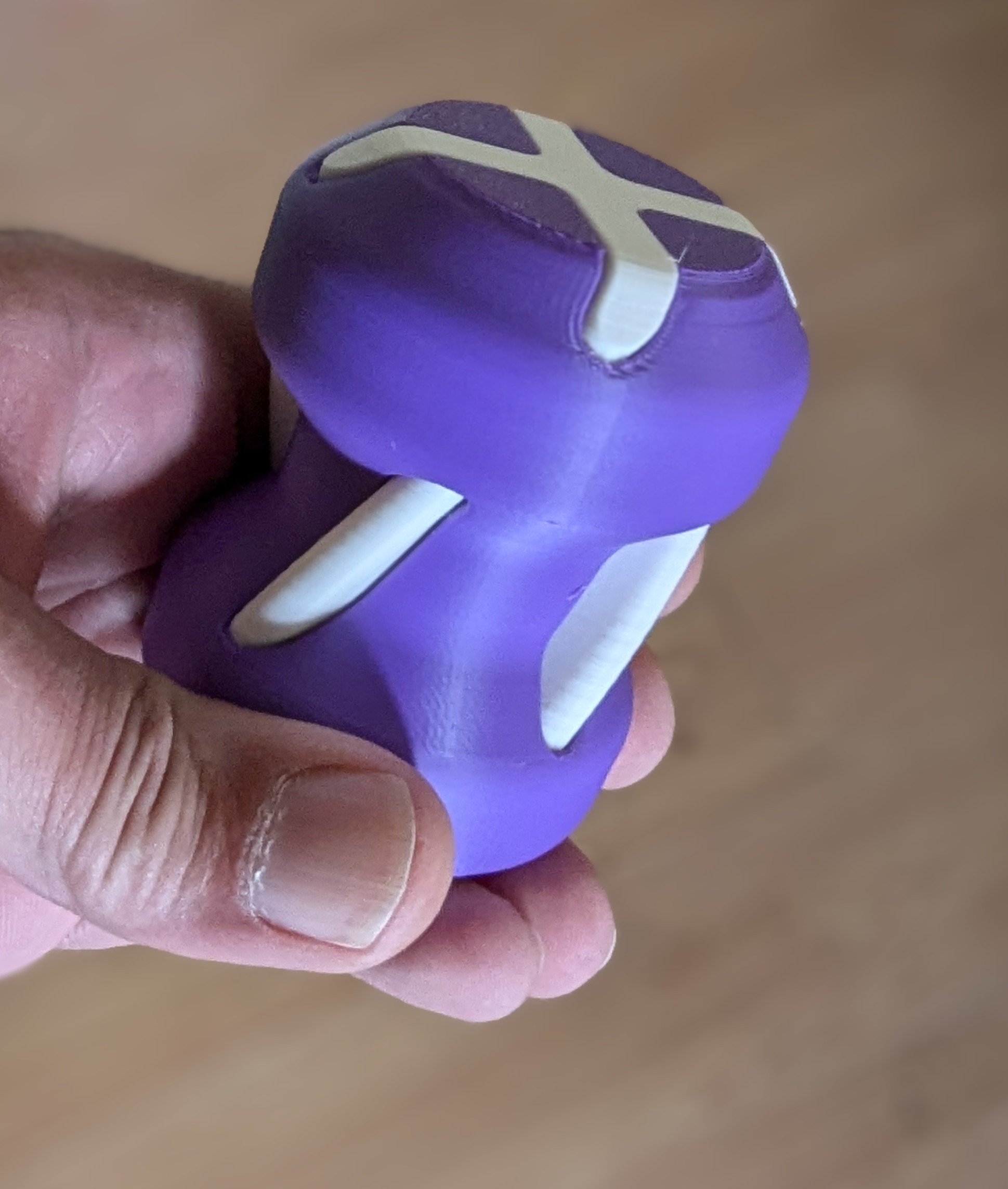 Miniatura 4 do modelo 3D Twisted Fidget Gadget