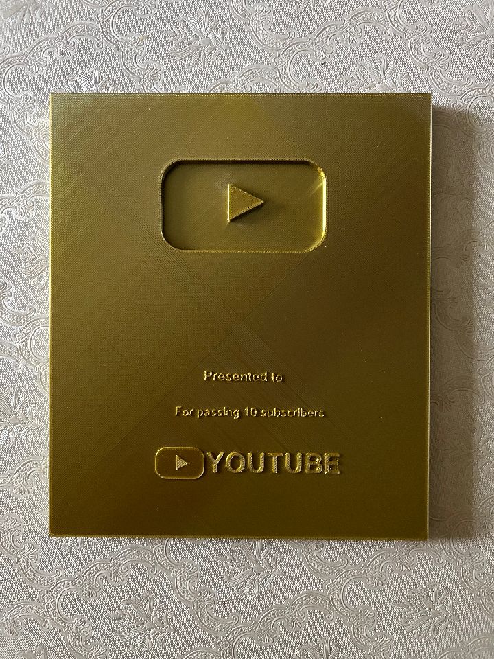YouTube Altın Oynat düğmesi (Sadece Plastik Aparattır!!!)