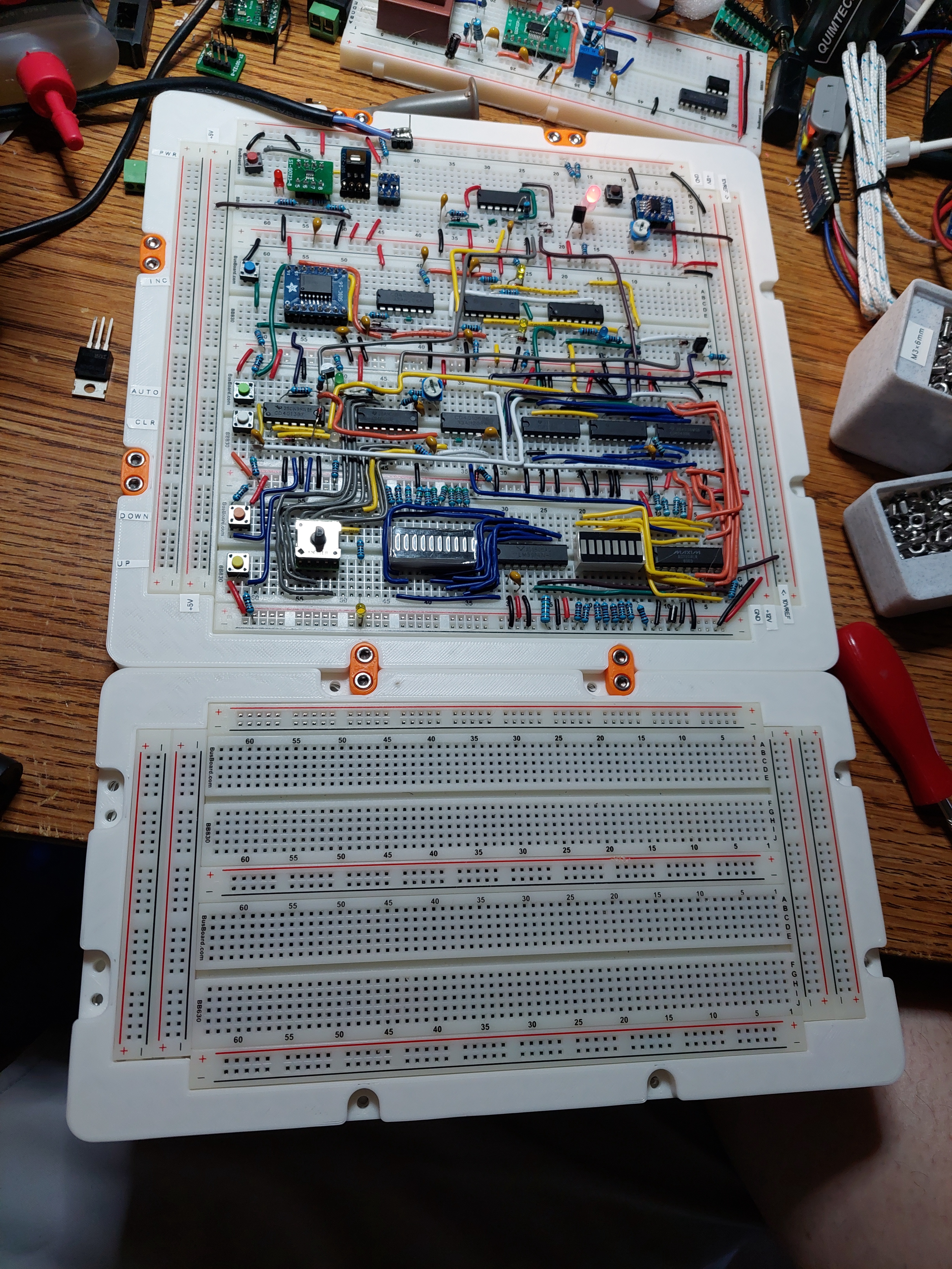 Modular Breadboard Tray remix/parameterized