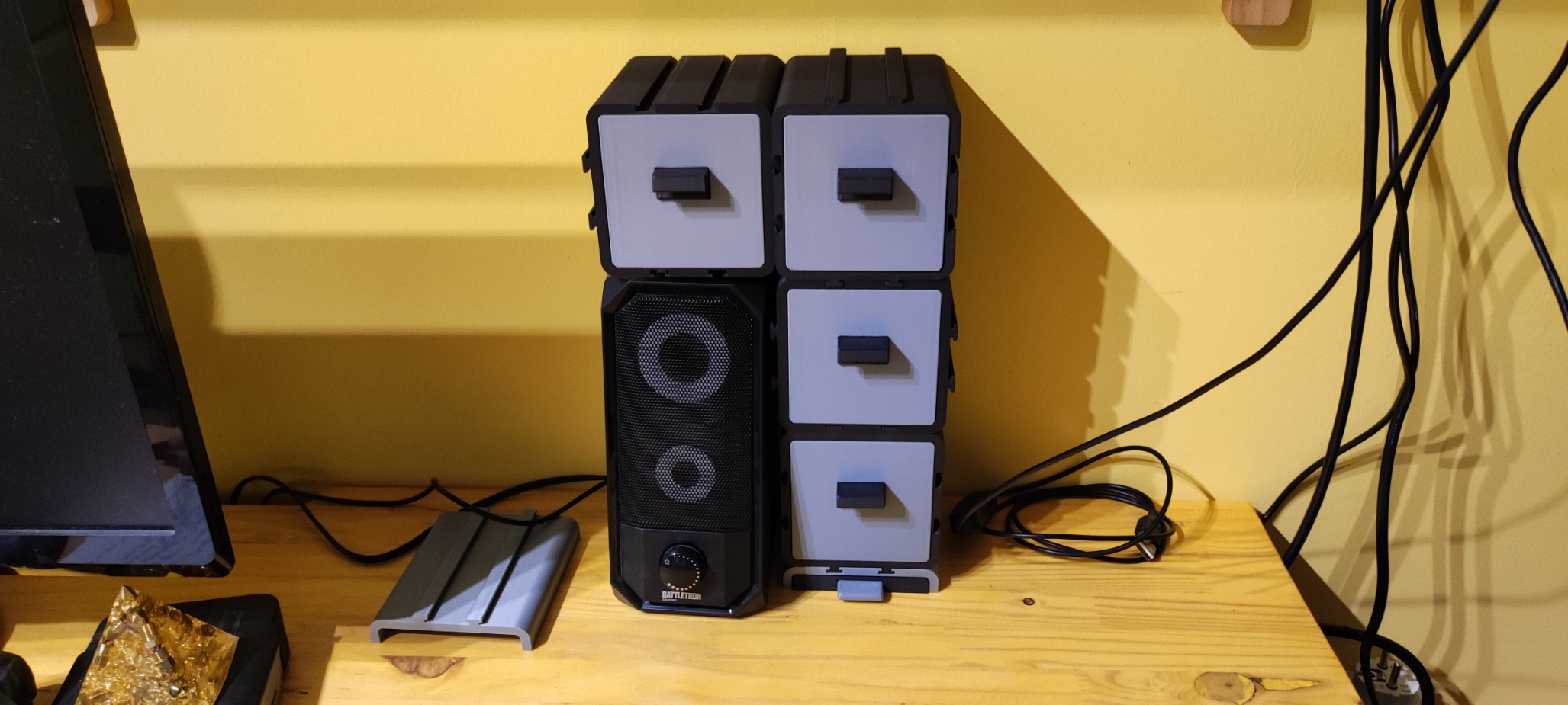 Modular desk drawers