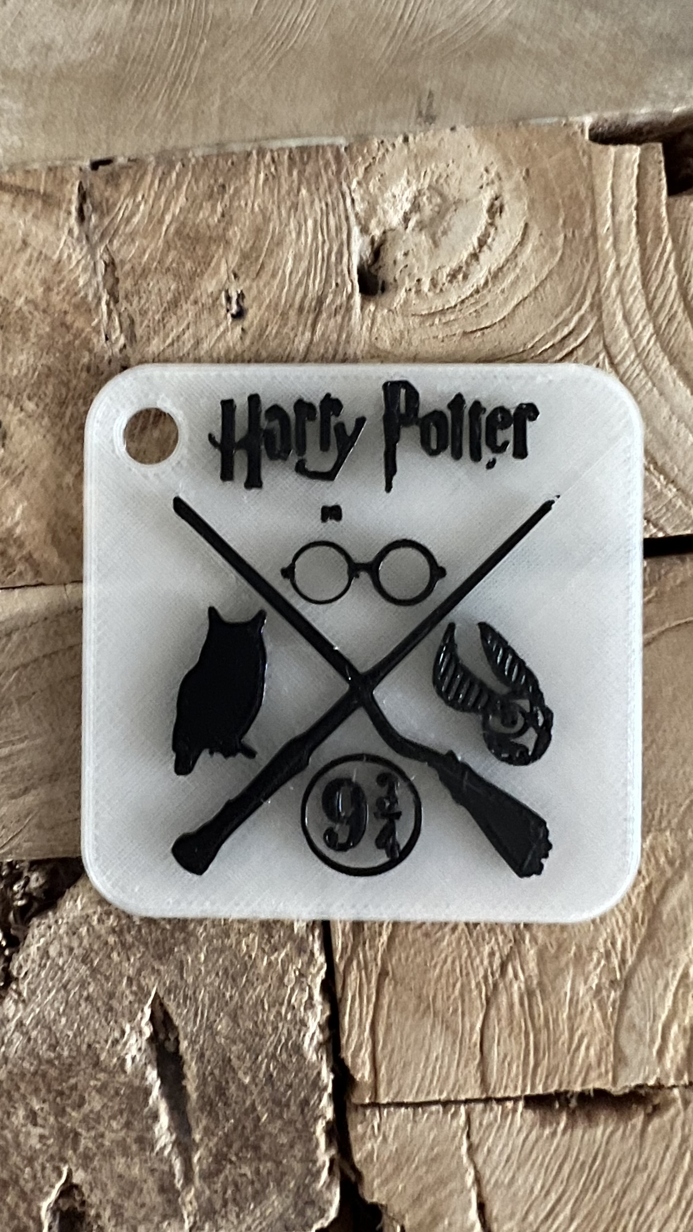 Miniatura 4 do modelo 3D Harry Potter Keychain