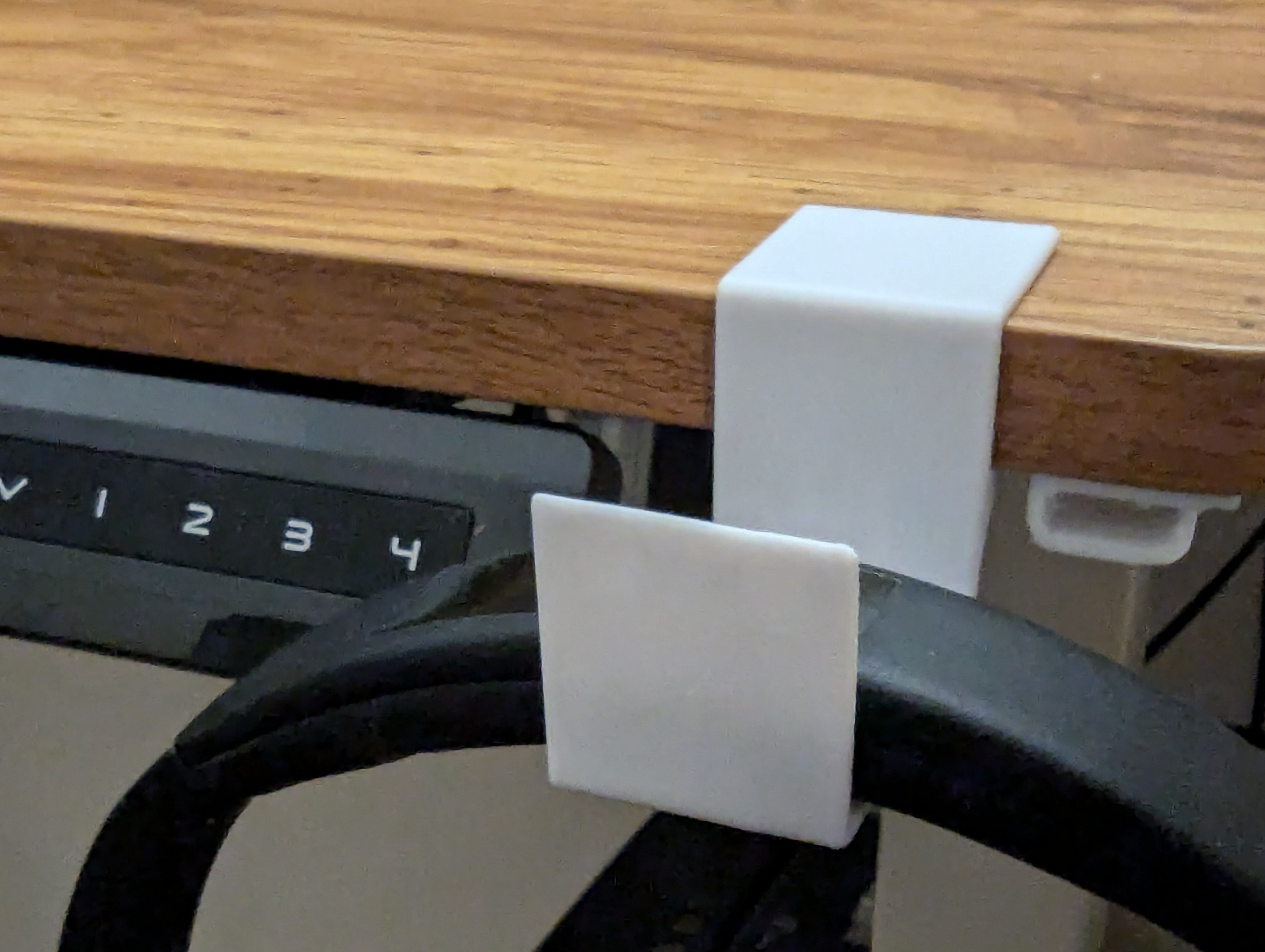 Headphone mount for standard 16mm desk plate