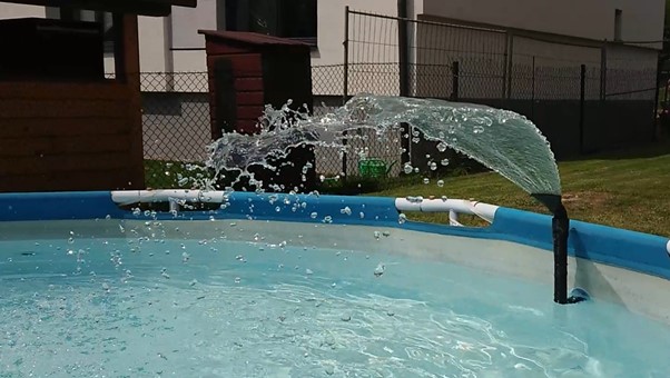 Pool fountain