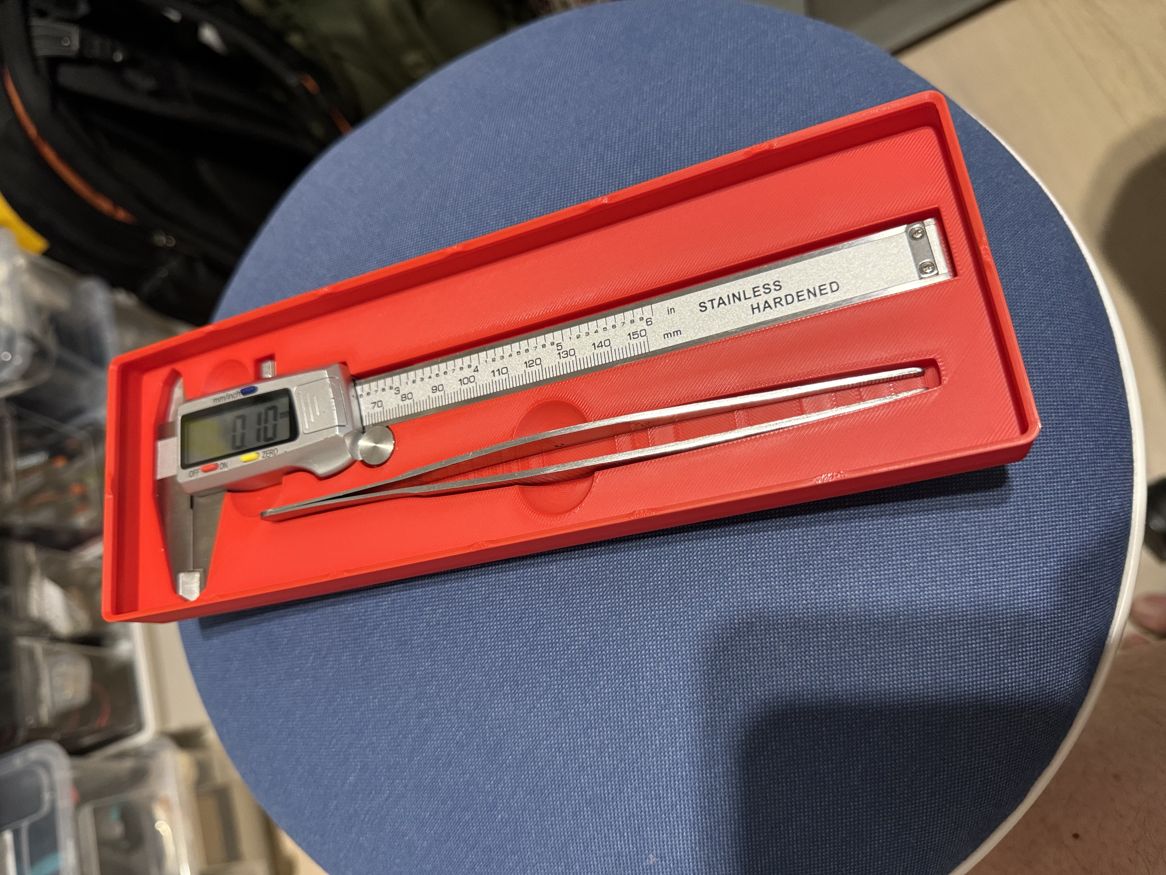 Caliper and Tweezers Gridfinity Bin