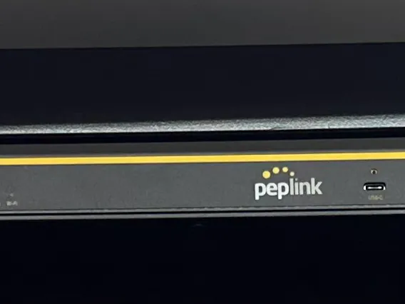 Peplink B - ONE Rack Mount