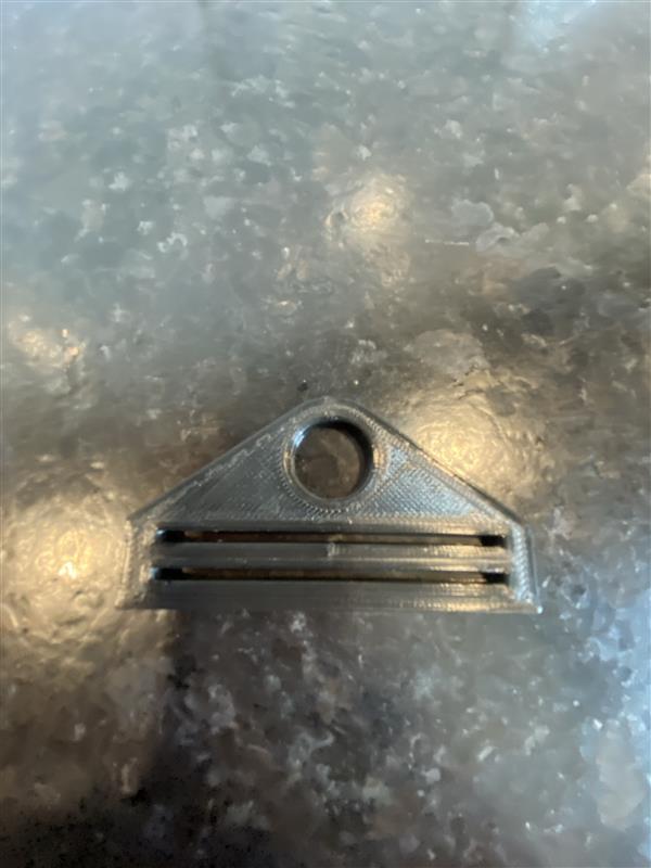 Miniatura 9 do modelo 3D Tooth Past Squeezer