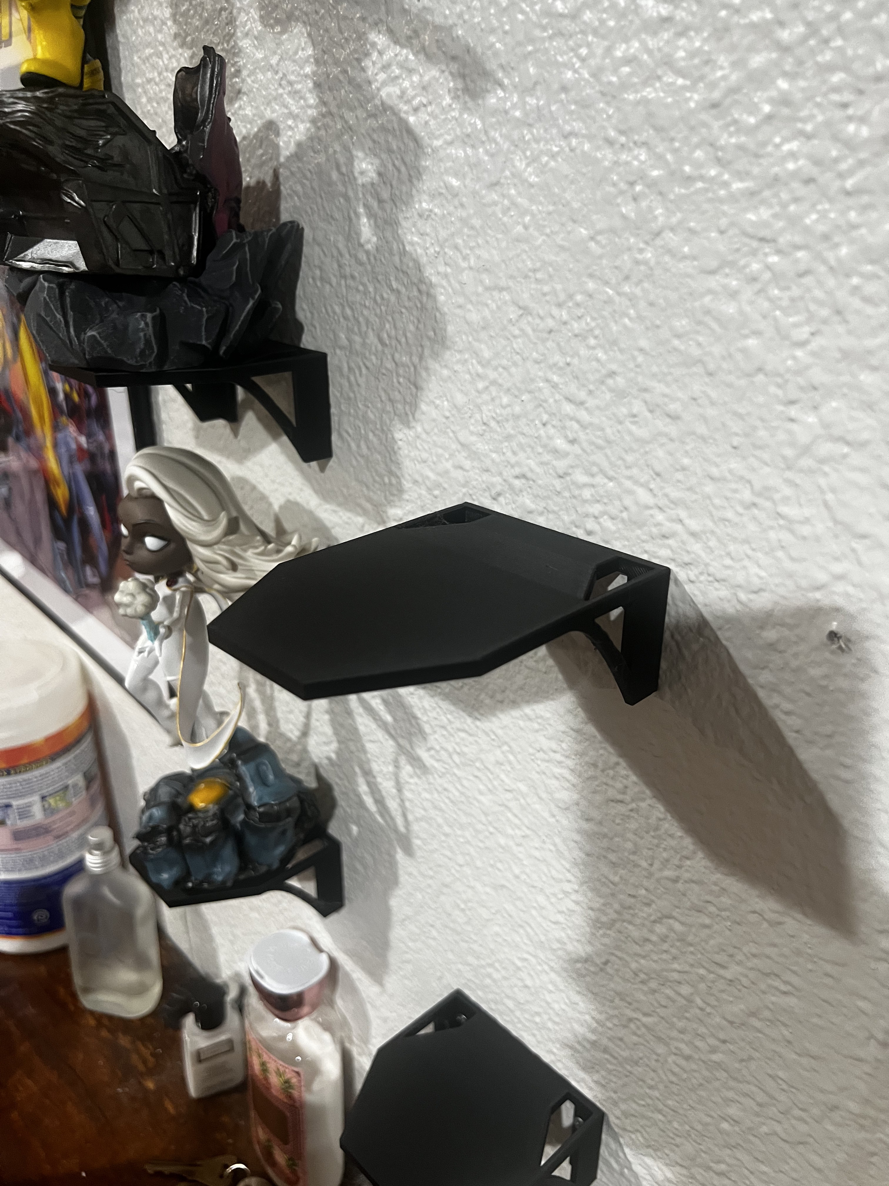 Miniatura 2 do modelo 3D Simple Floating Shelf