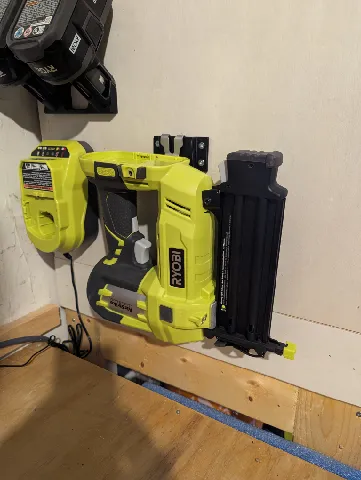 Ryobi Nailer Hanger Clamp