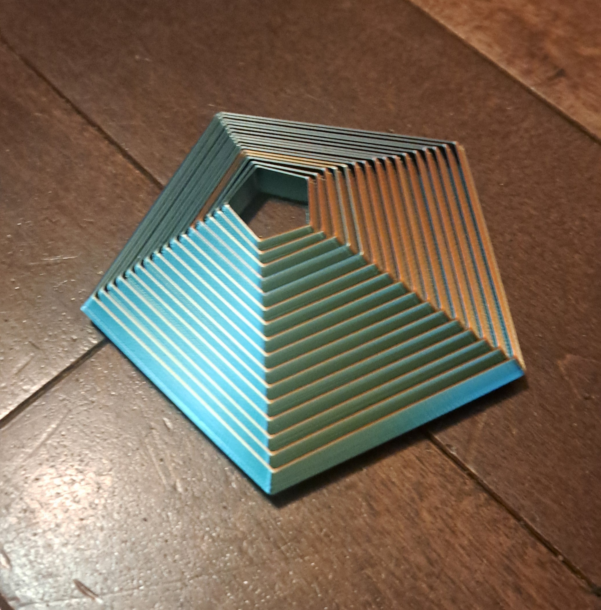 Miniatura 4 do modelo 3D Fidget Pentagon