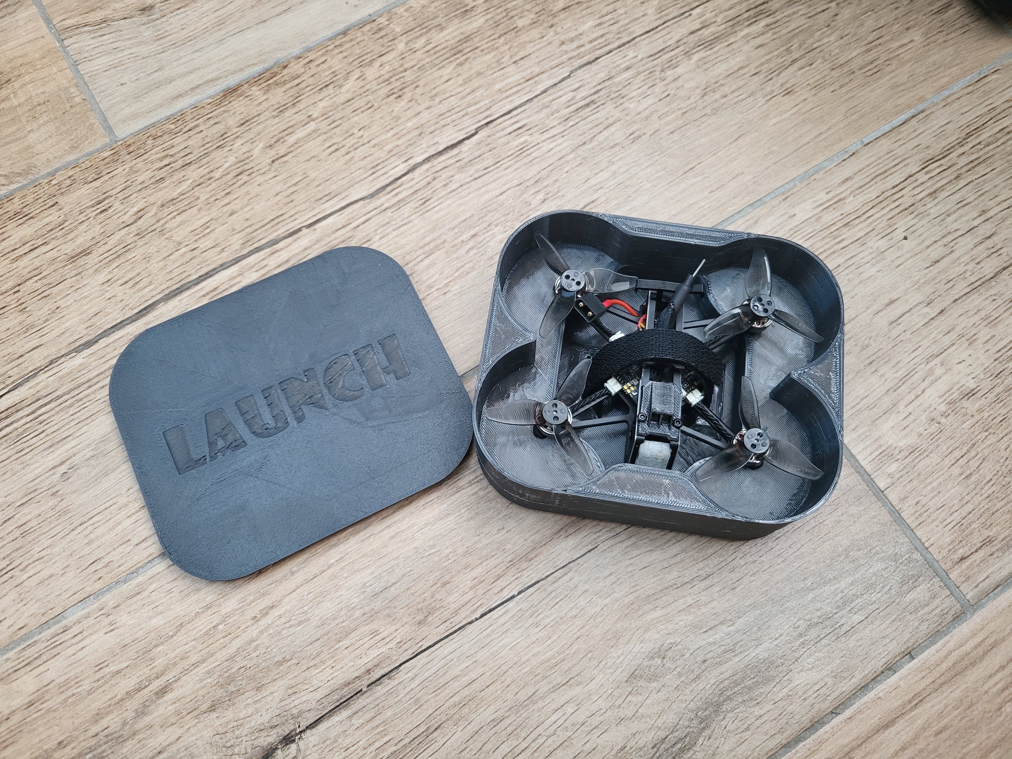 Draknight FPV drone box and launch platform (2" toothpick)