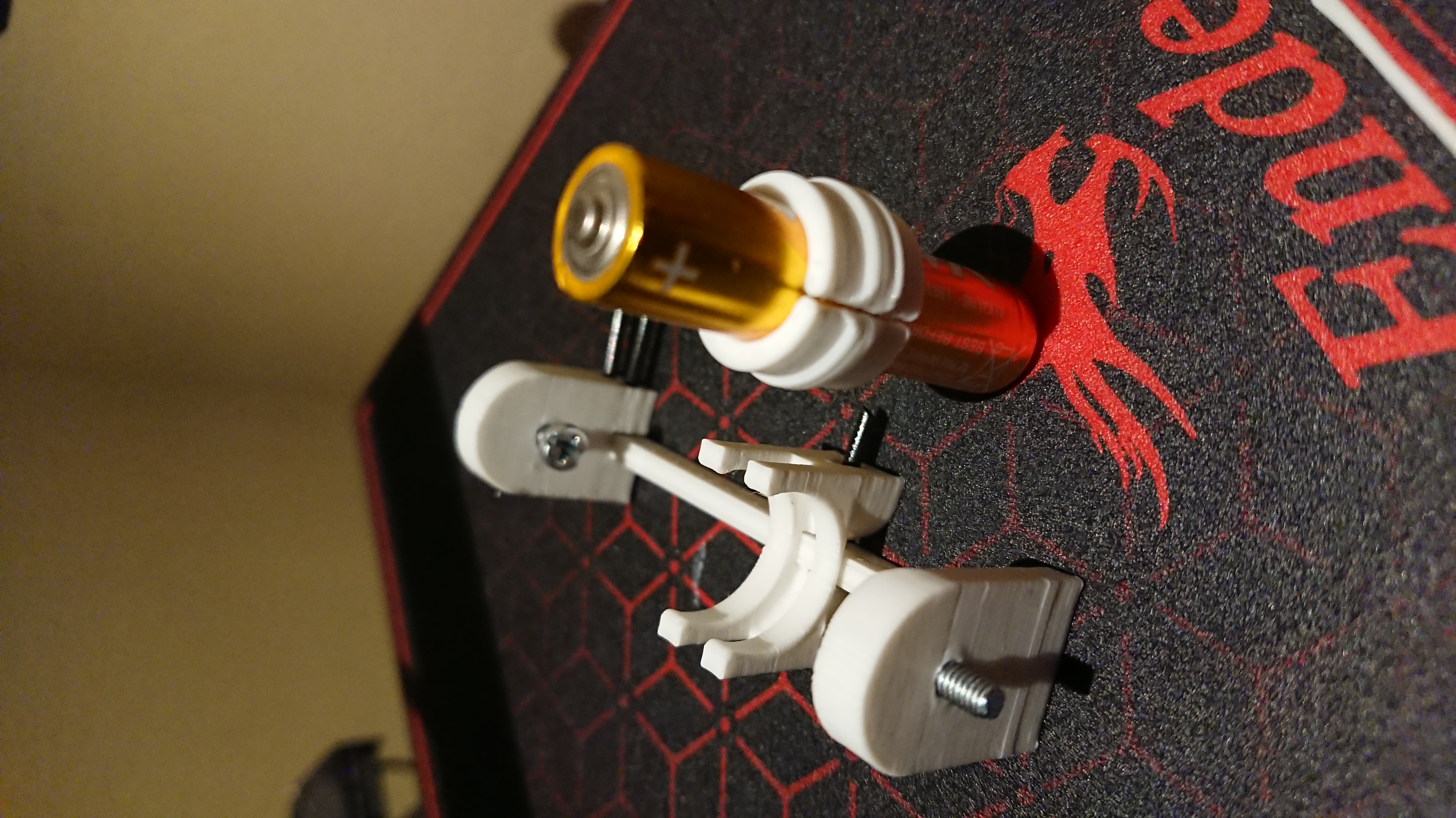 Miniatura 3 do modelo 3D Universal prototyping battery stand