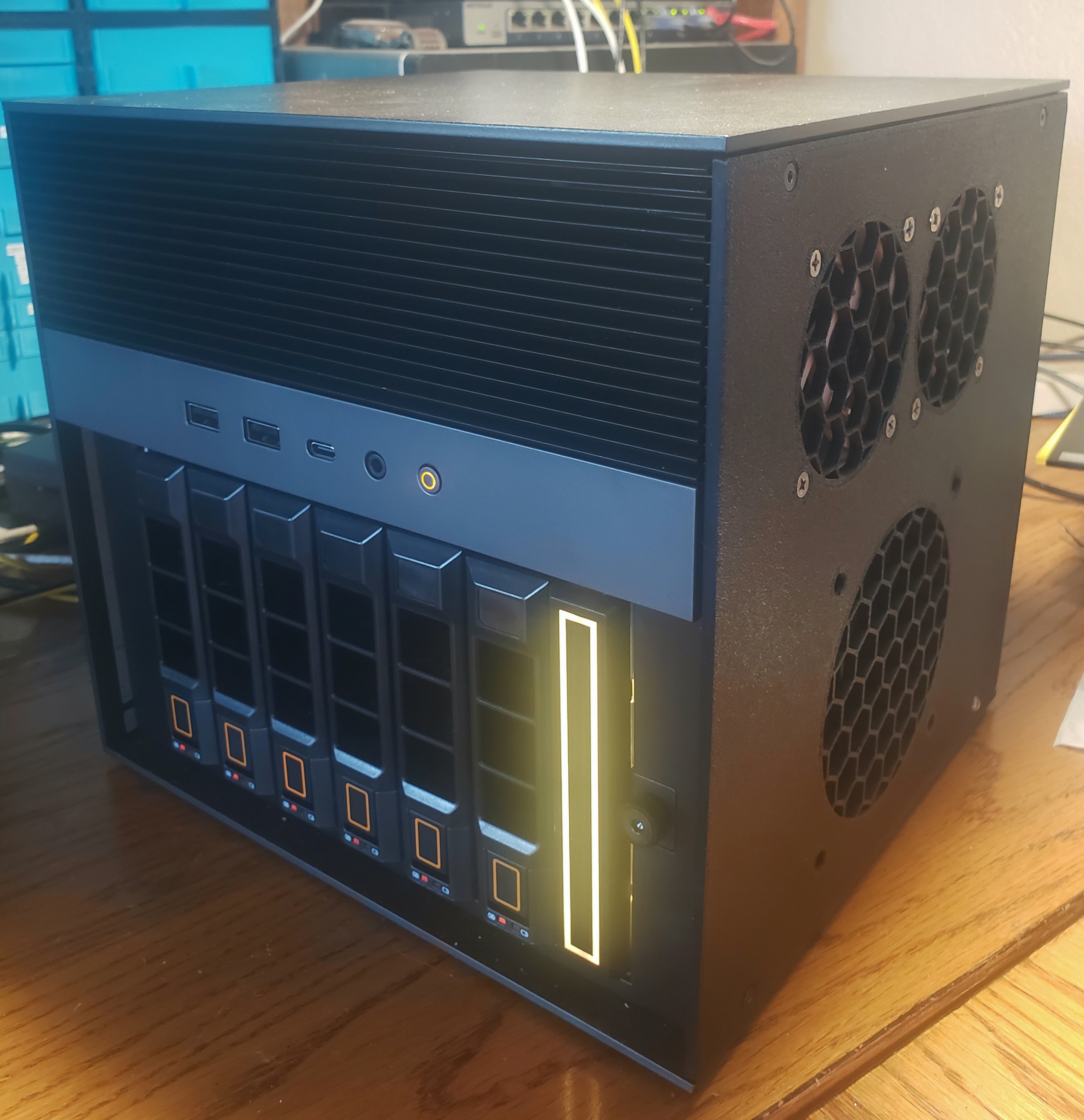 ZimaCube Side panel with fans
