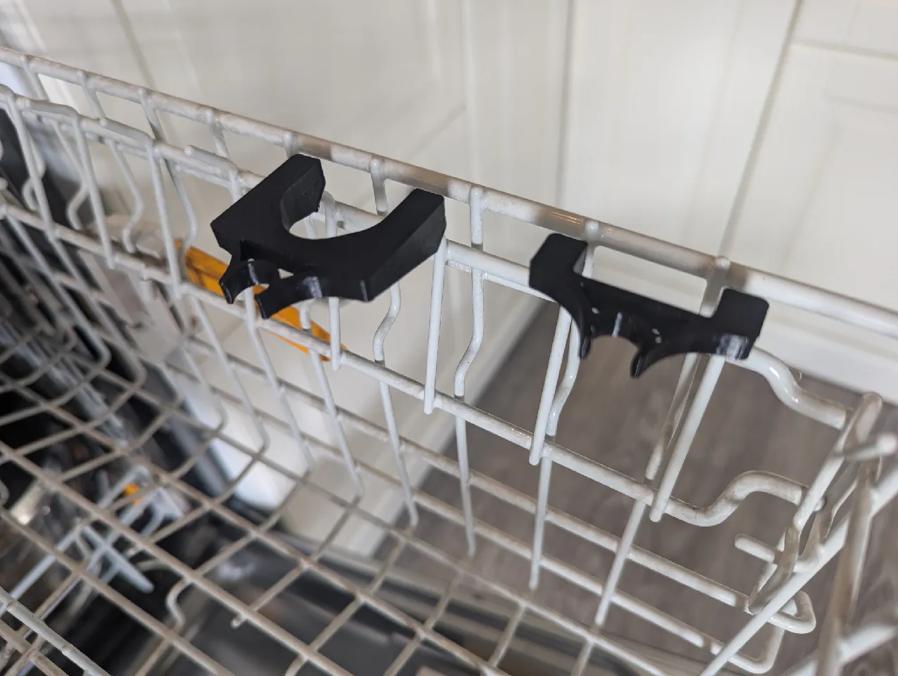 Wine glass holder for a Miele dishwasher by Joakim petersson Download free STL model Printables