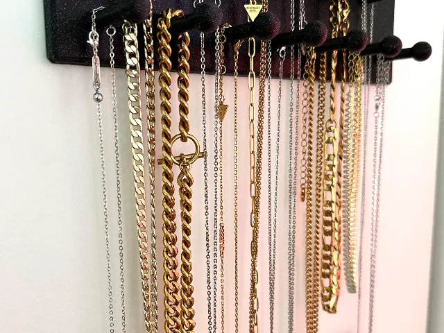 Necklace Holder Pendant Display - 12 Versatile Models