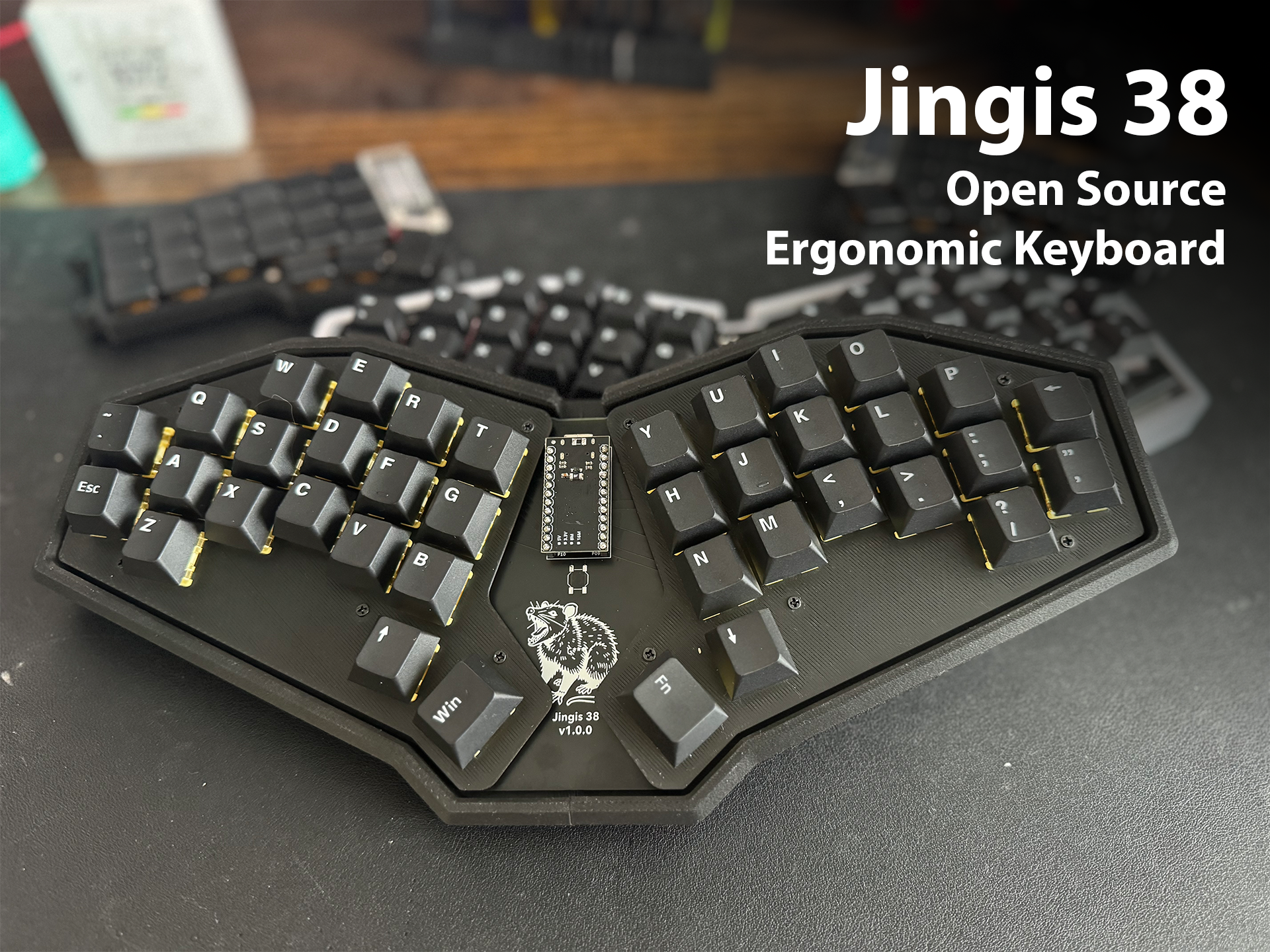 Open-Source Ergonomic Keyboard - Jingis 38