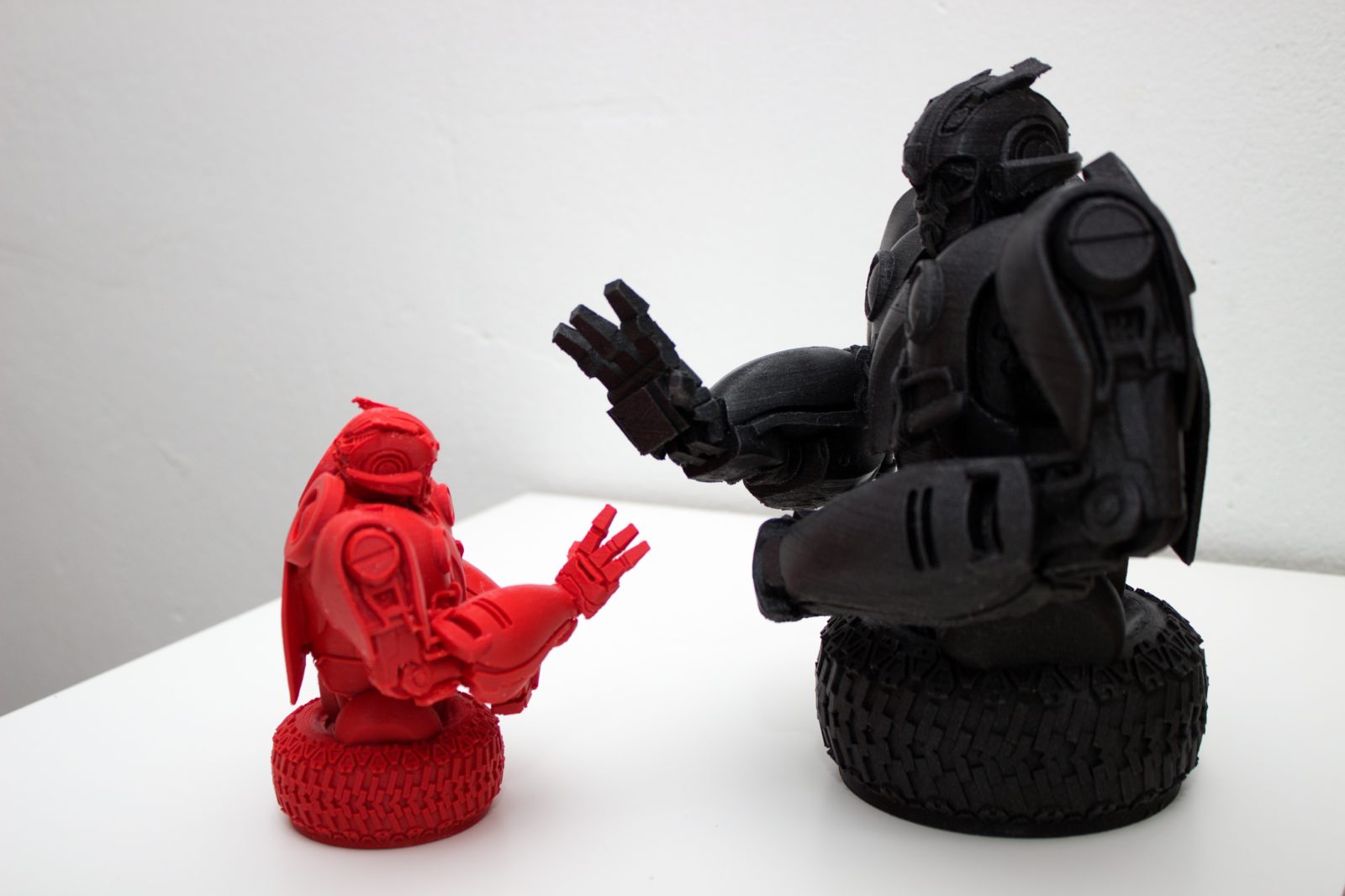 Bumblebee bust — thumbnail 6