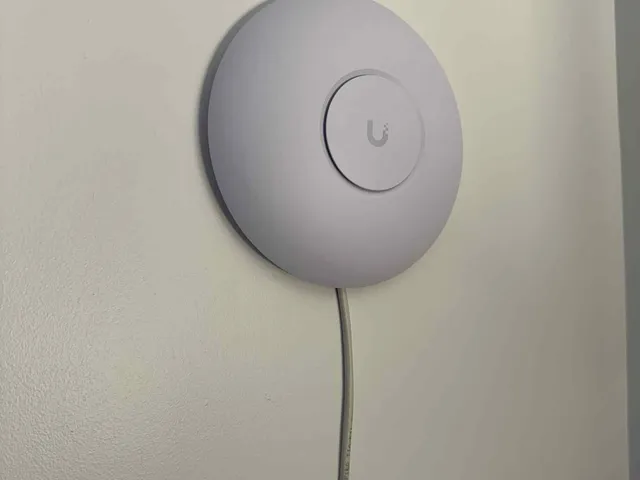 Ubiquity Unifi U7 Pro Backplate