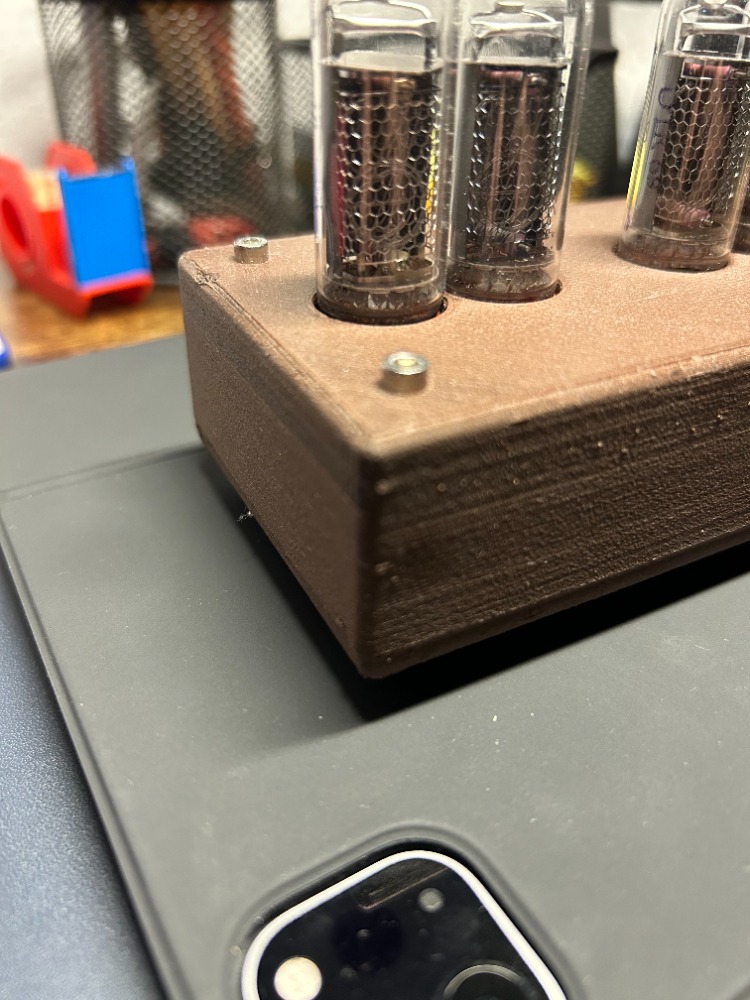 Miniatura 3 do modelo 3D Nixie-Clock Case