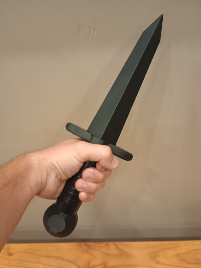 Miniatura 4 do modelo 3D Dice Holder Dagger
