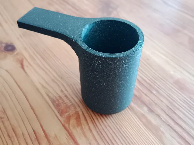 Easy-to-print cup for liquids and powdery materials - useful help in bathroom (Odměrka na tekuté a sypké materiály)