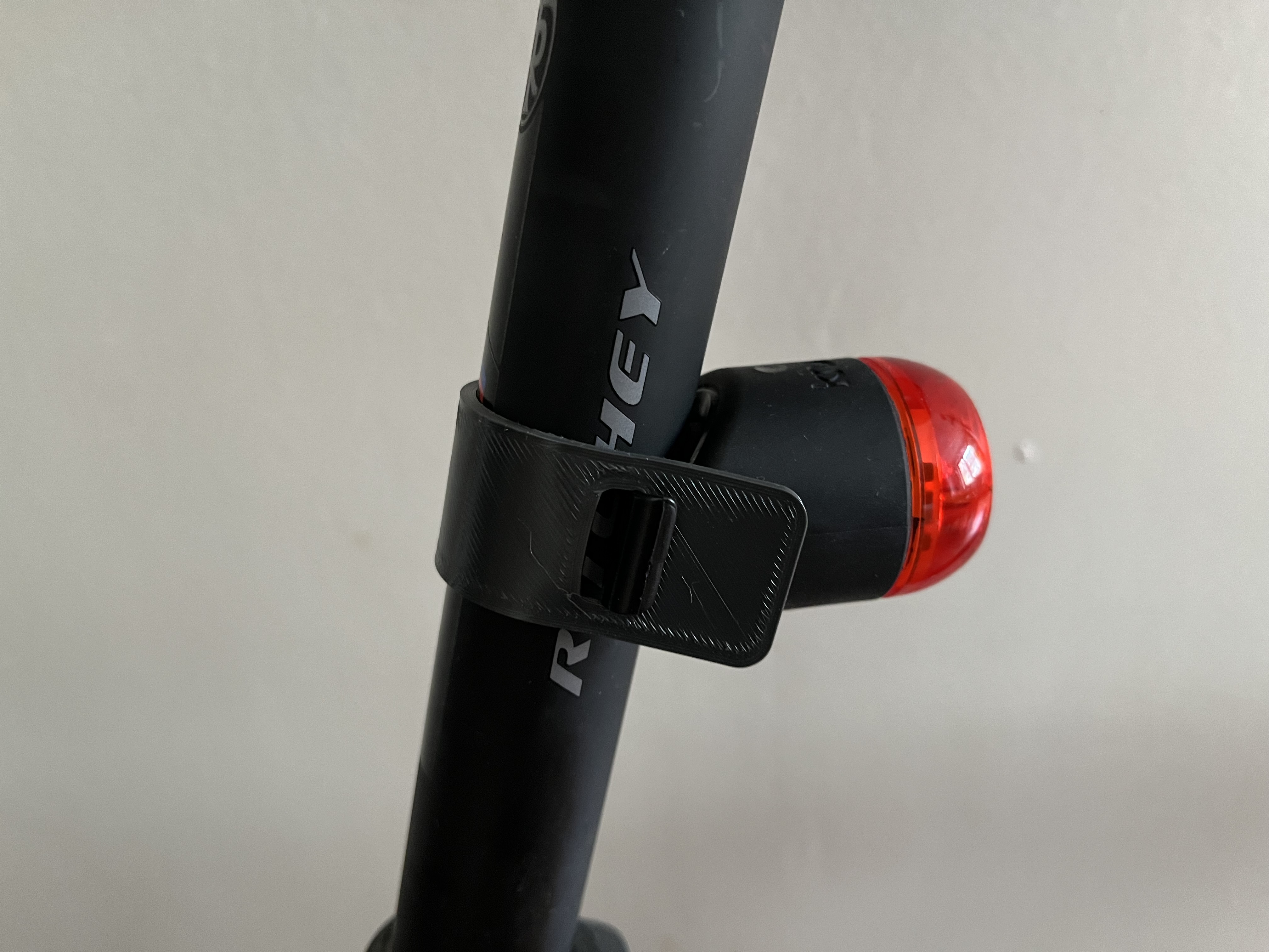 Knog Plug Backlight Strap