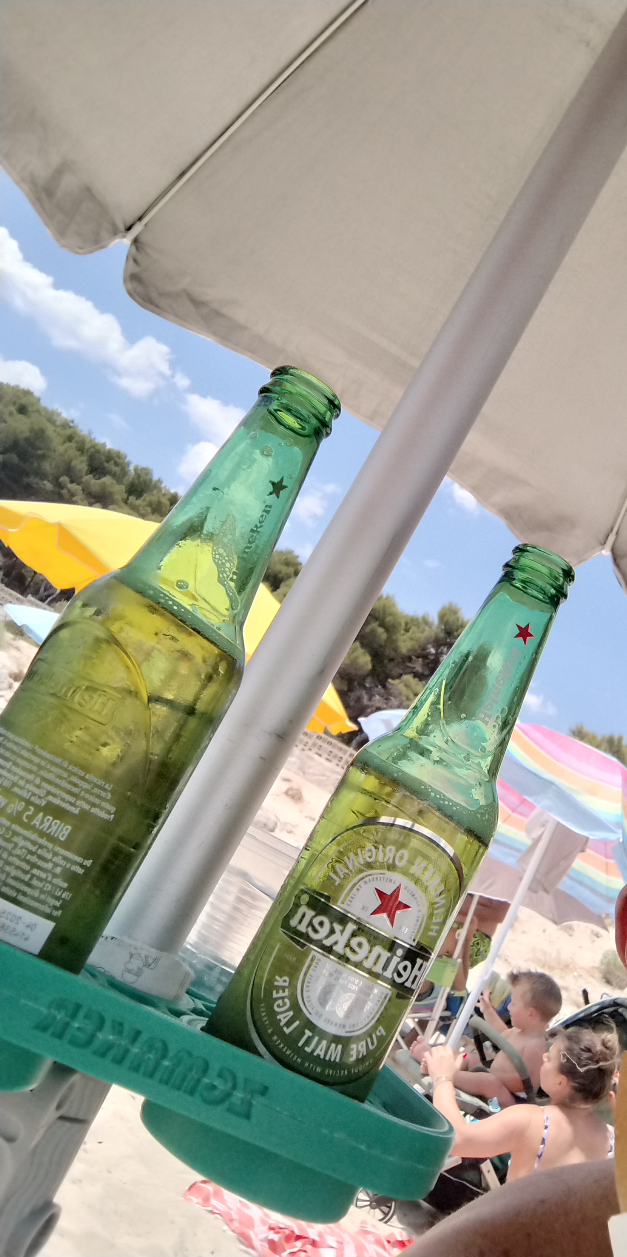 Miniatura 3 do modelo 3D Table beach umbrella