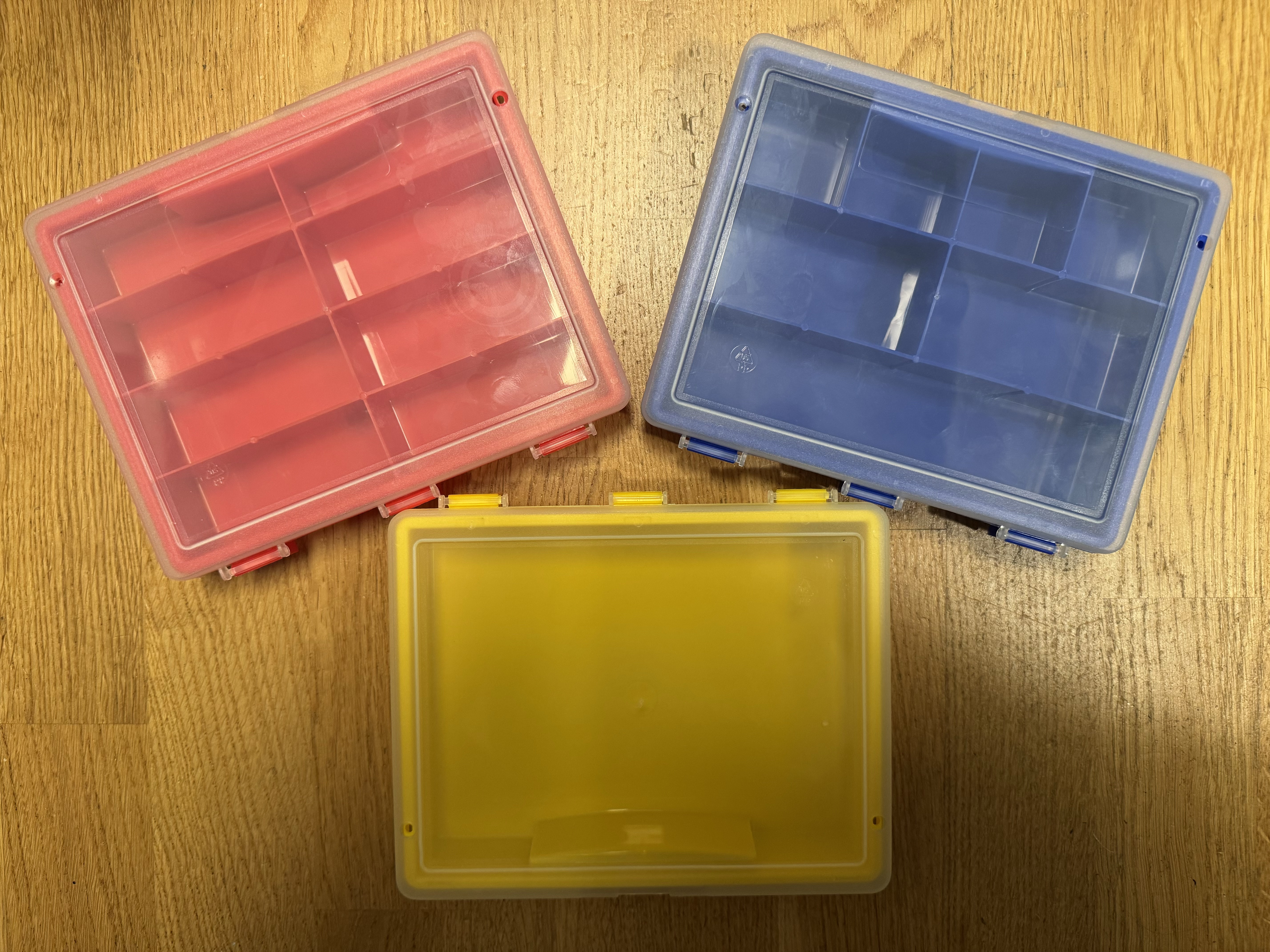 Miniatura 3 do modelo 3D Storage Rack for Small Parts Boxes
