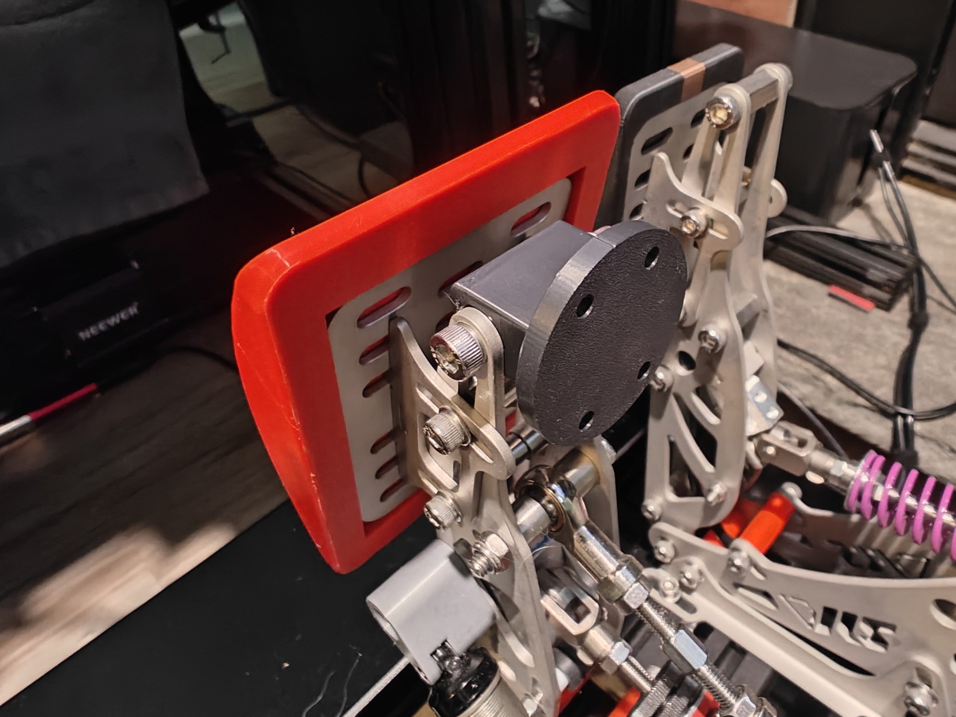Simagic Haptic Reactor Mount for VRS Pedals