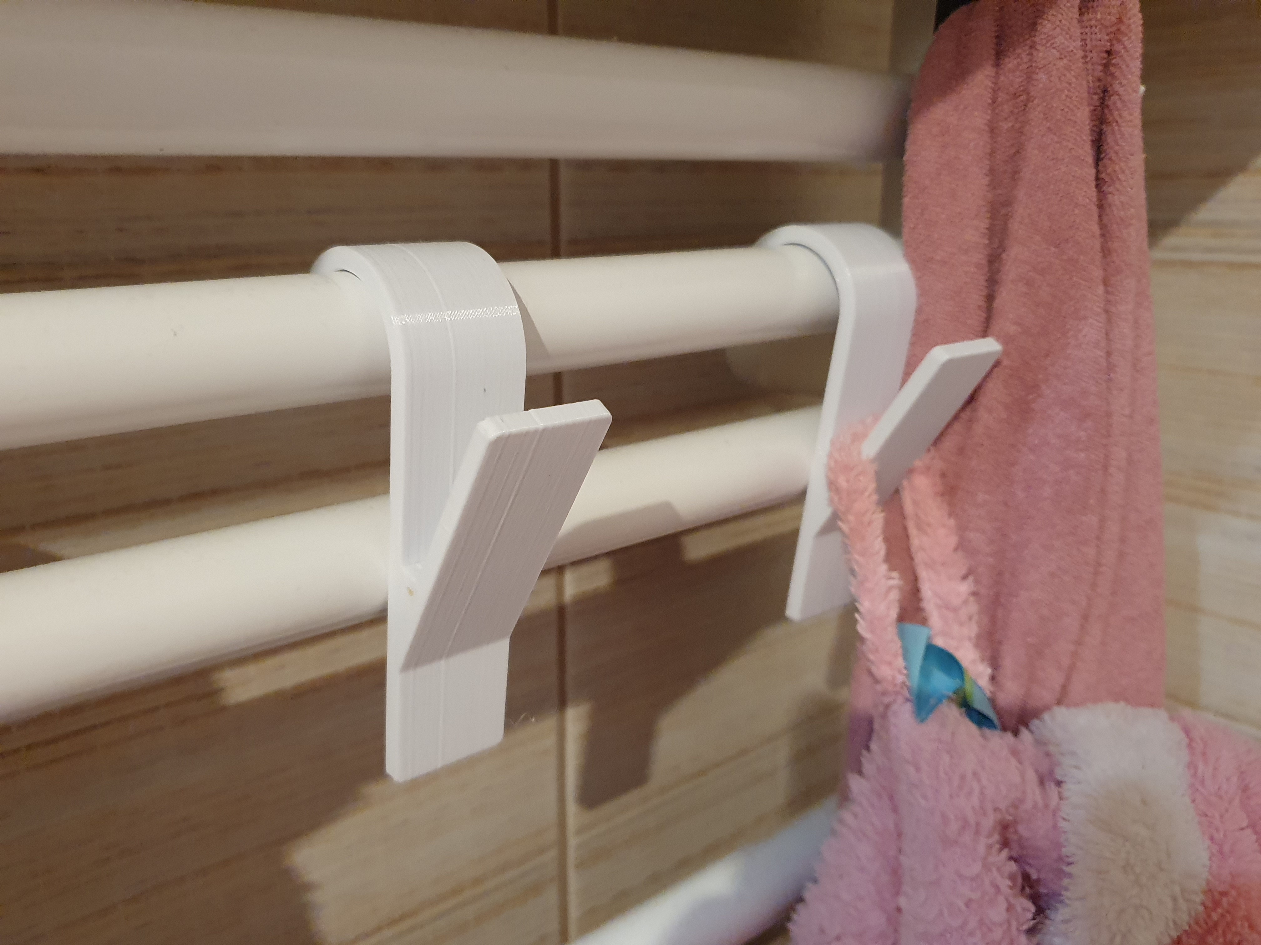 Háček do koupelny na topení (Bathroom hook for heating)