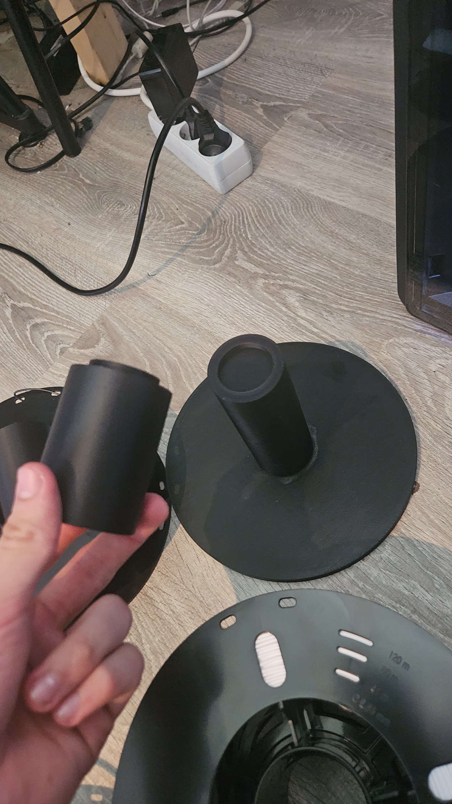 Modular Vertical spool storage