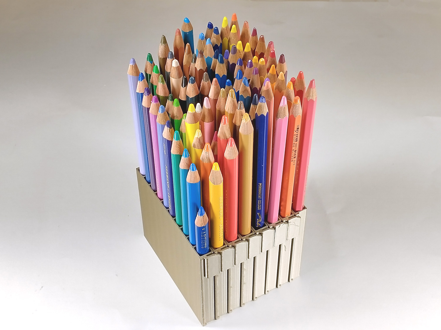 Expanding Colored Pencil Caddy by LoboCNC Download free STL model