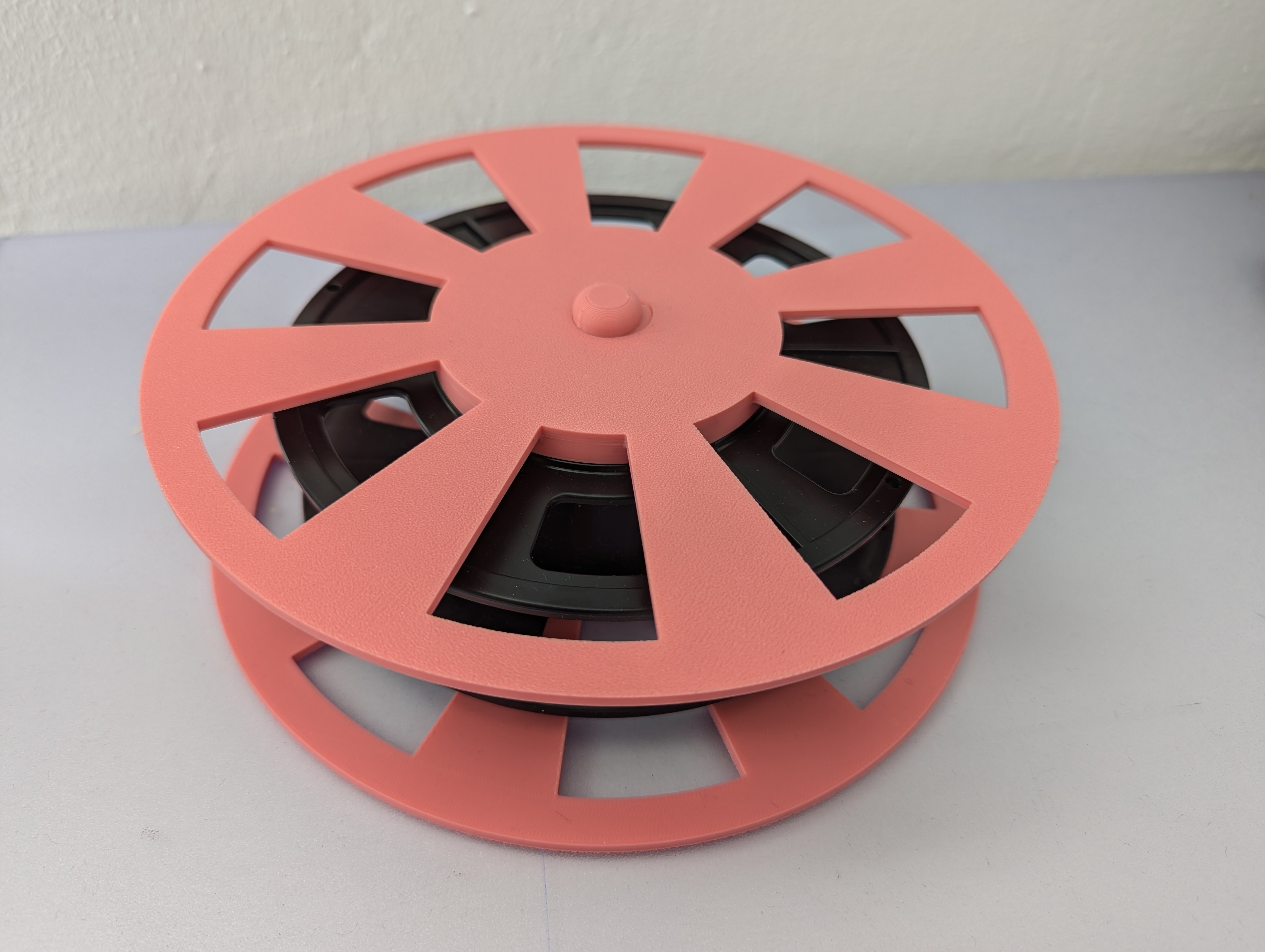 Spool enlarger for fitting mini spools into Bambulab AMS