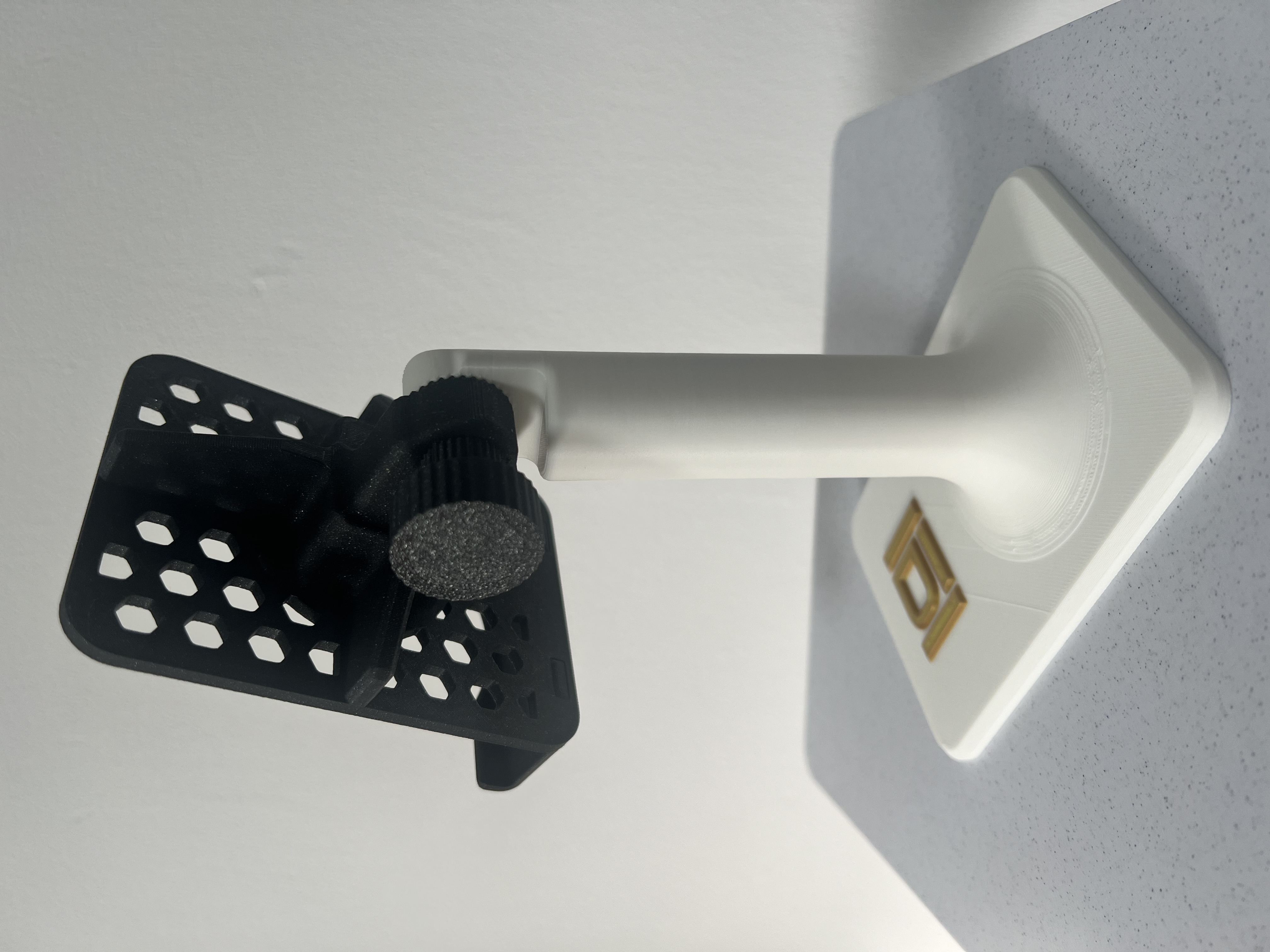 Phone Stand - Tilt Adjustable — miniatura 2