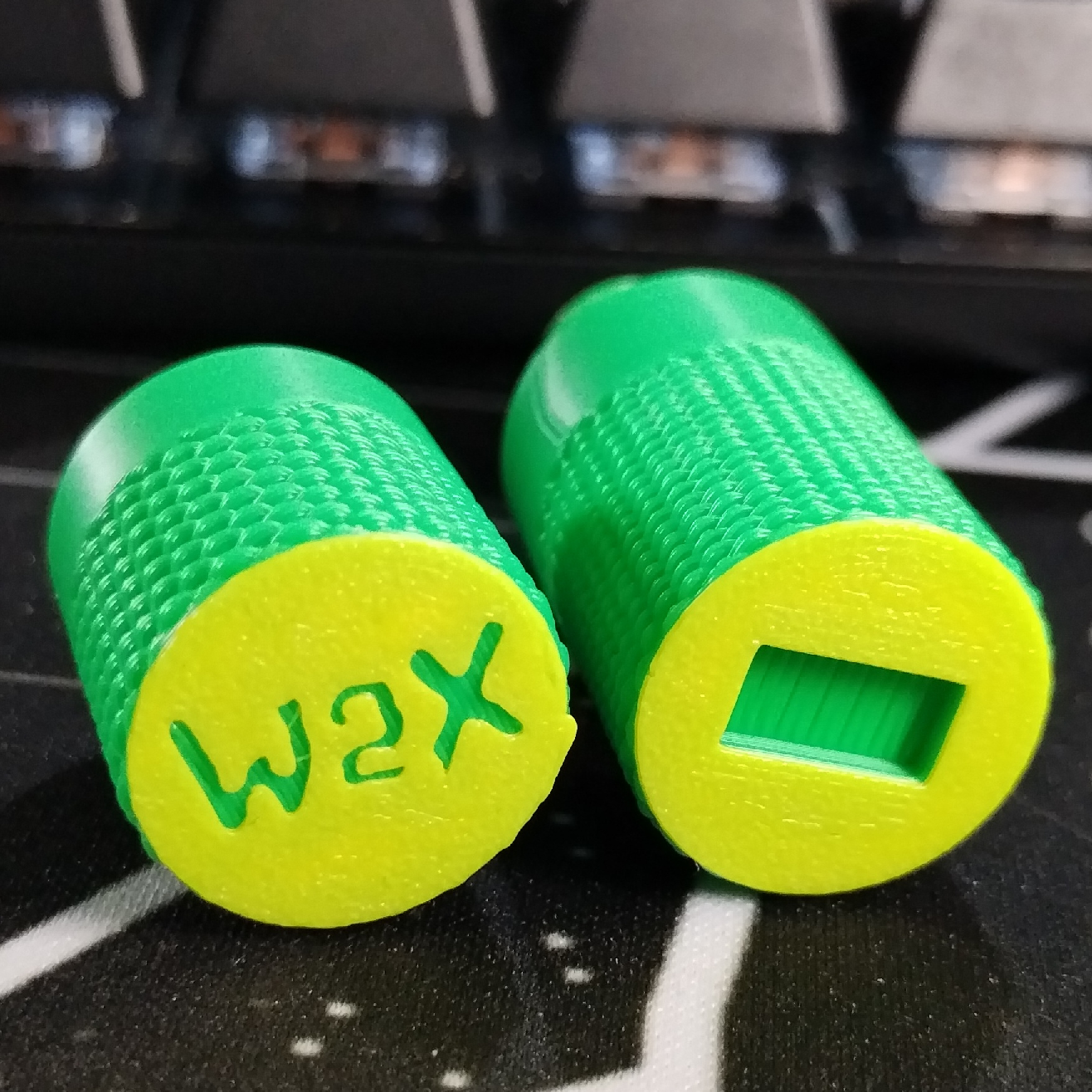 PCB Holder By Keina - Remix 10x5x2mm Magnet