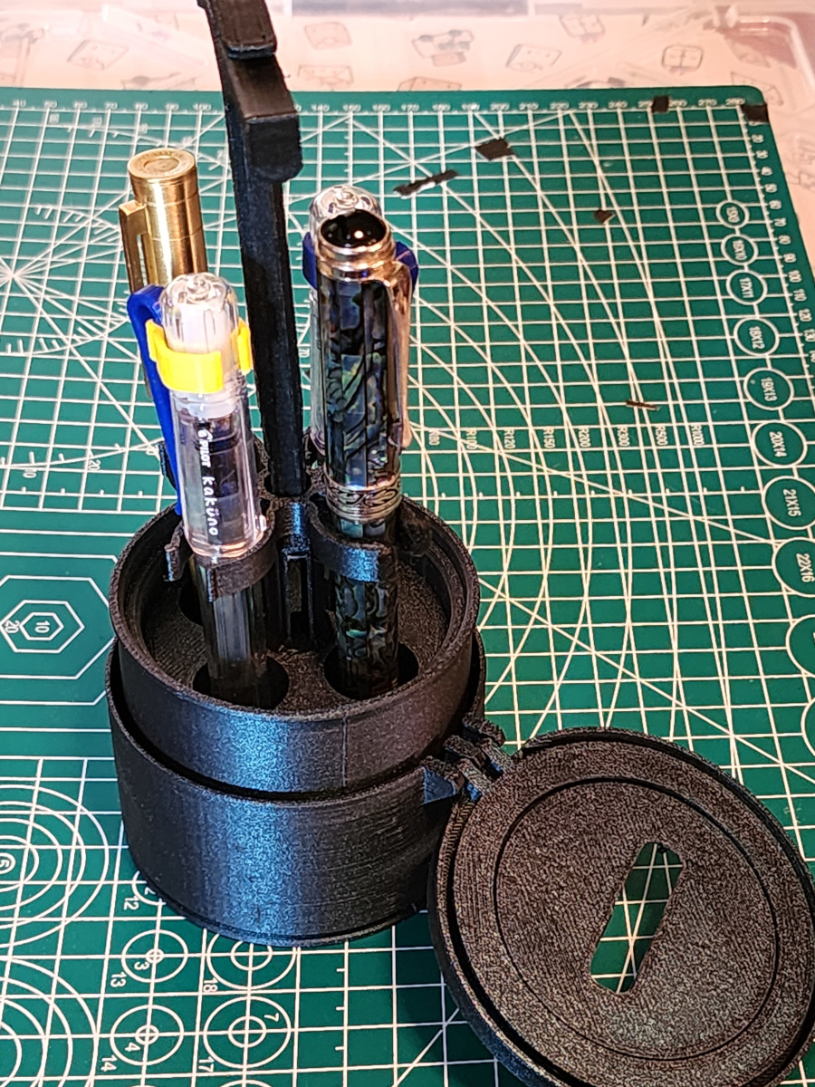 Collapsing Pen Cup/Caddy