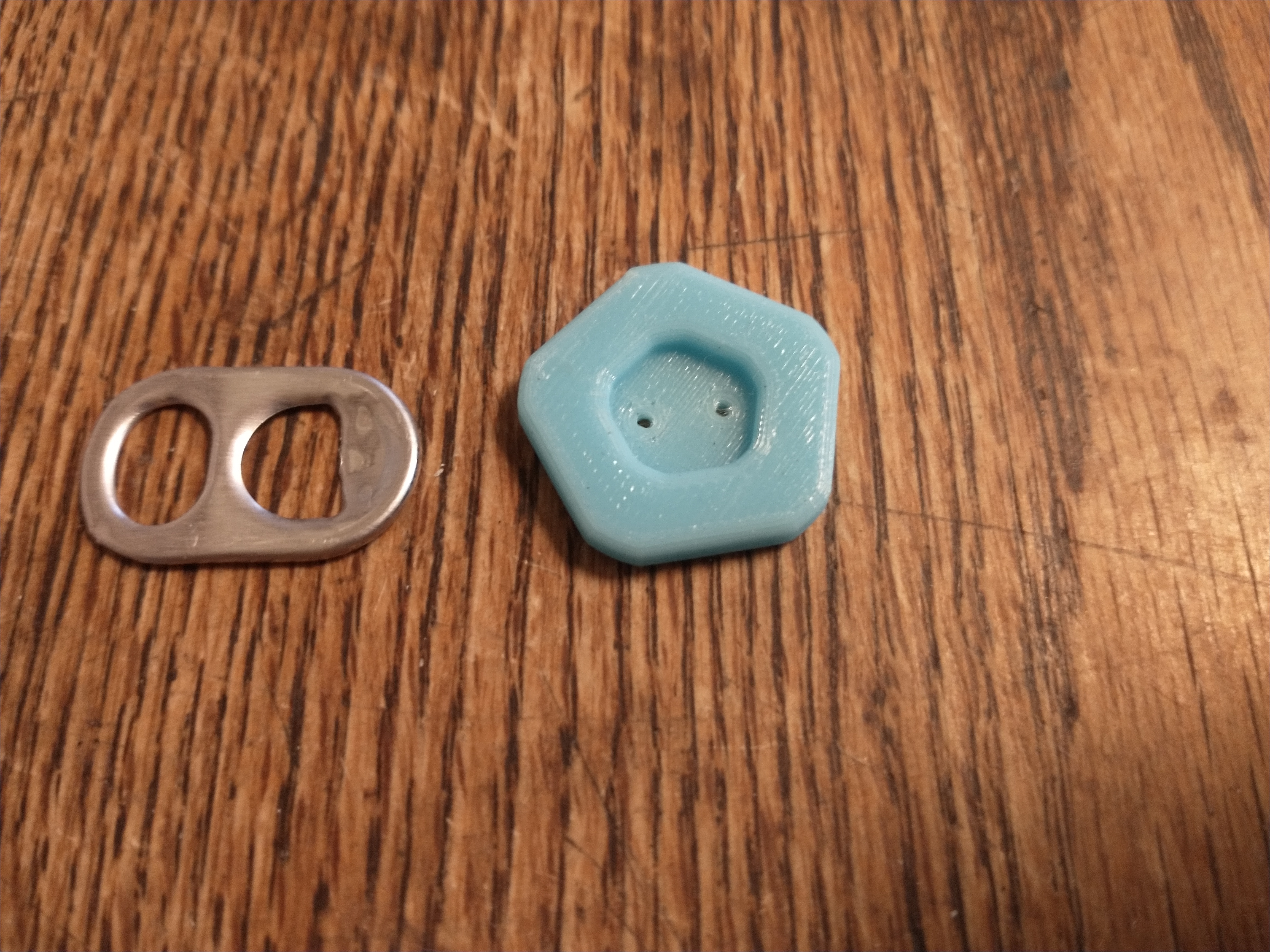 25mm Wide Ridge Pentagonal Button