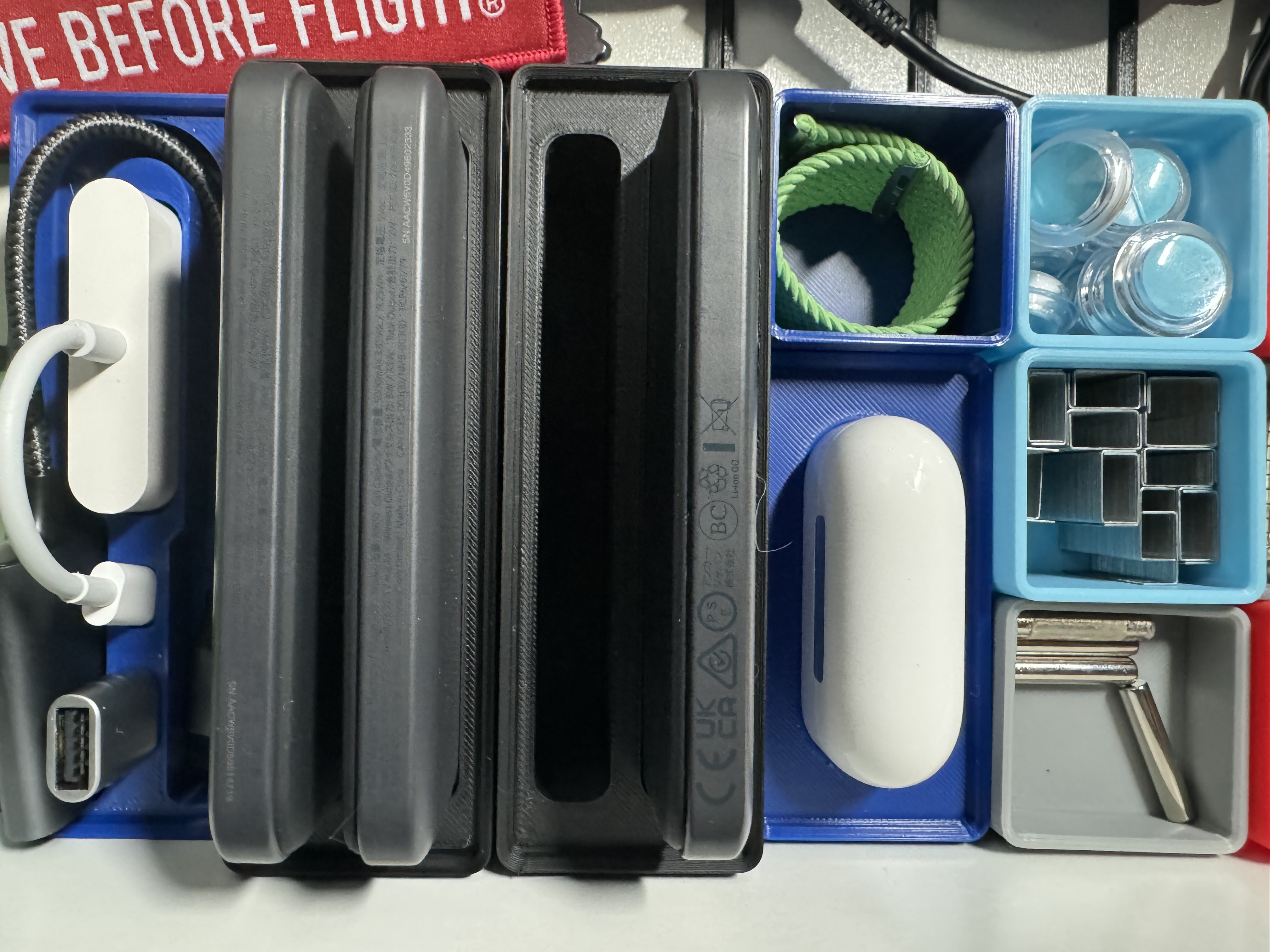 Miniatura 4 do modelo 3D Gridfinity Anker Battery Pack Holder