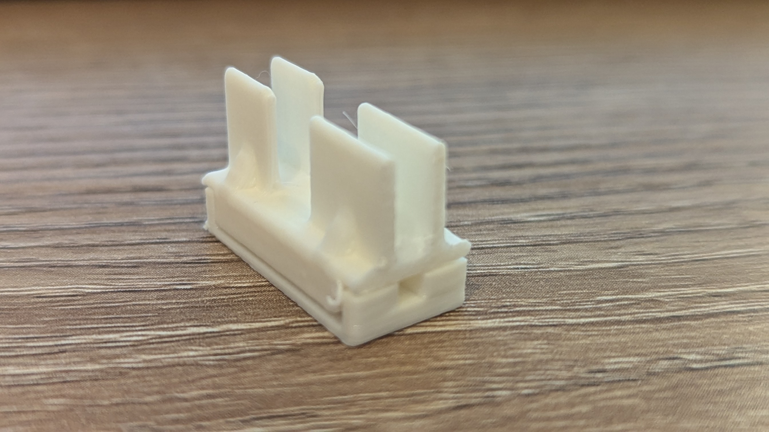 PowerUp 4.0 Vertical Connector / Clip Snap-Fit No Screws