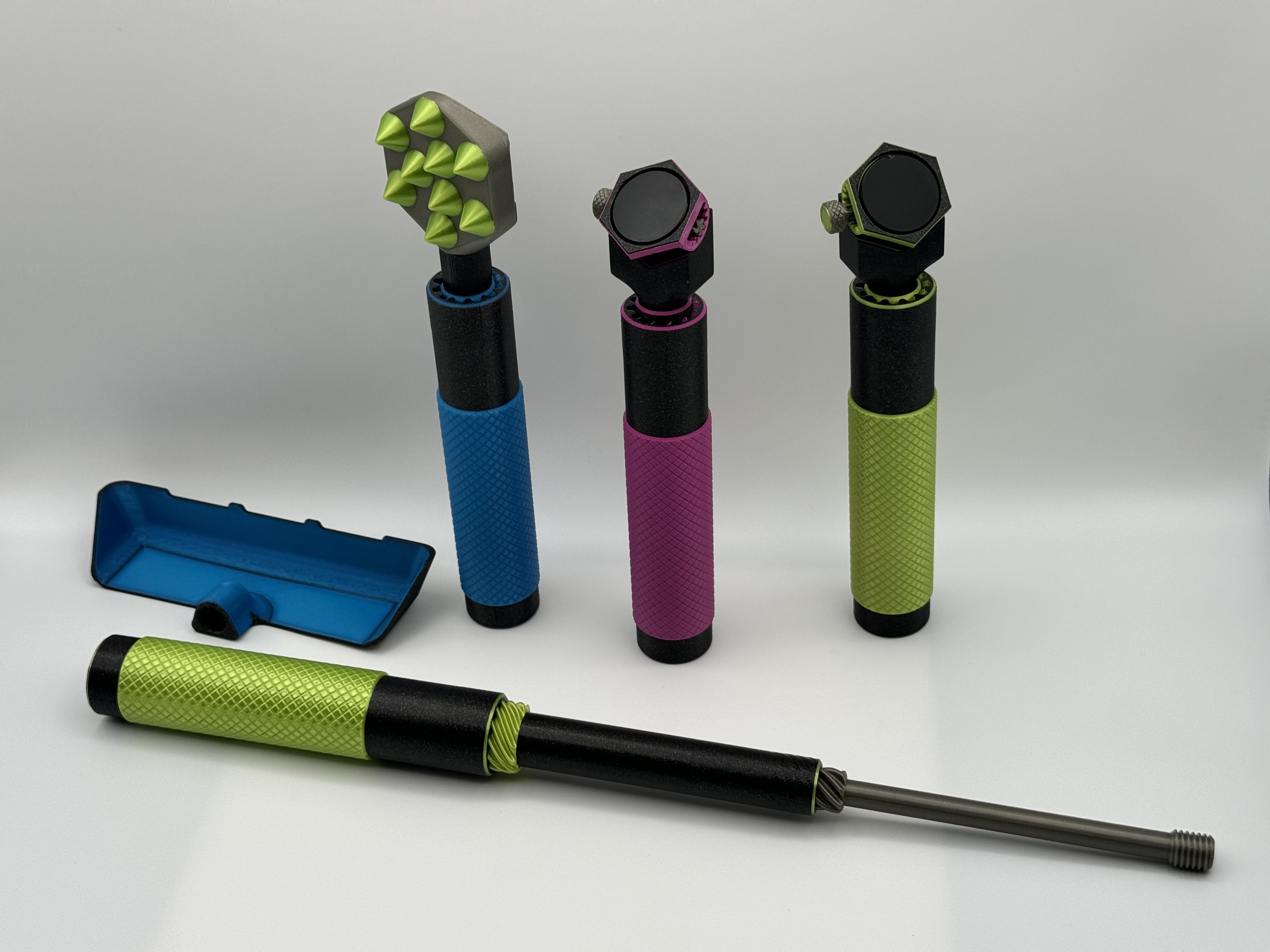 Strong Helically Geared Telescoping Rod with Attachments (Print in Place)