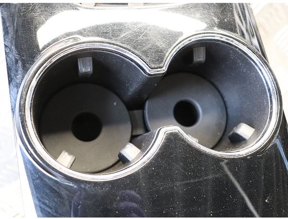 Ford Galaxy Cup holder hole plug