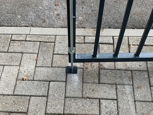 Bodenhülse