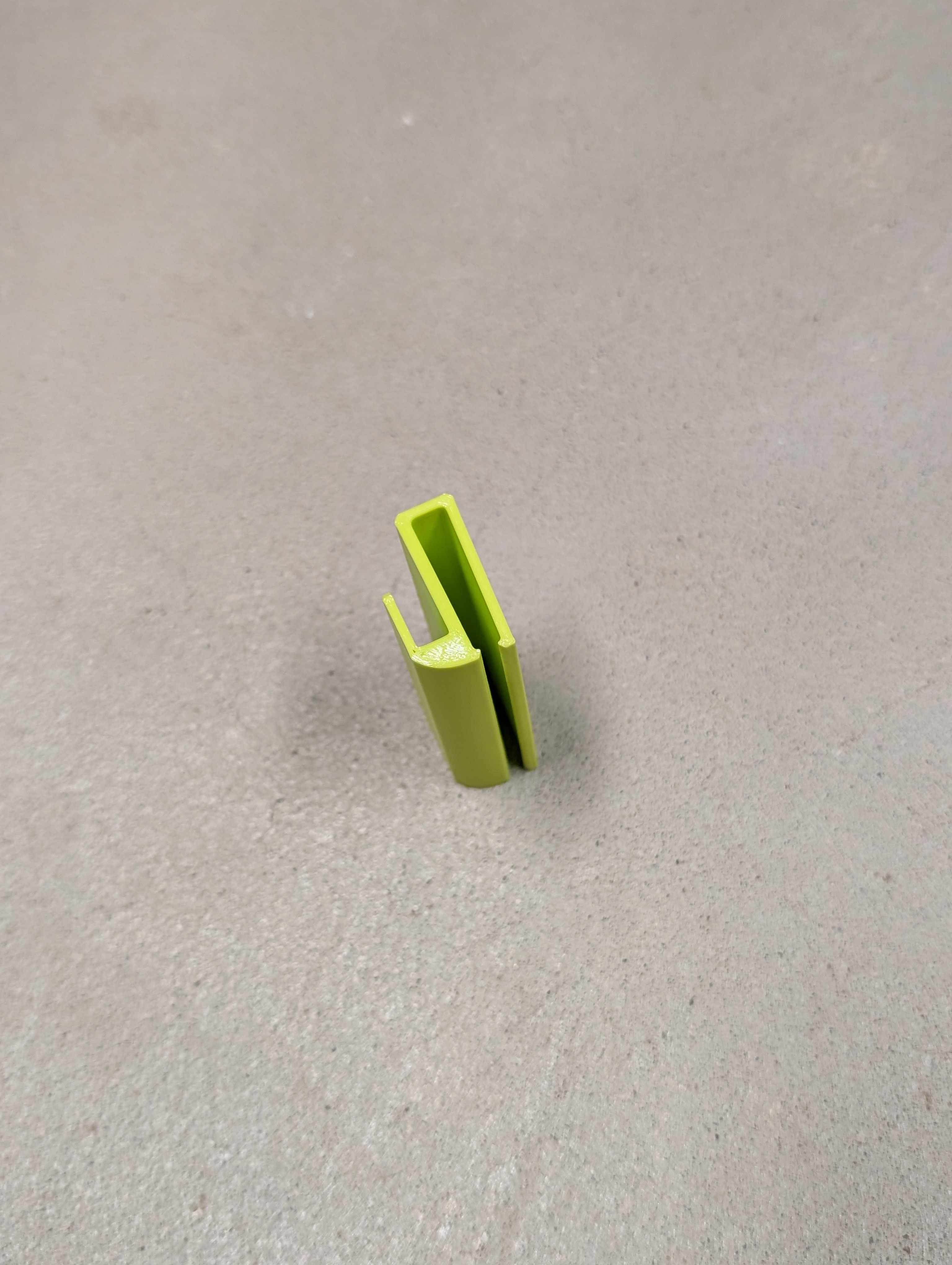 Shelf clip for Ryobi 40v fan or light
