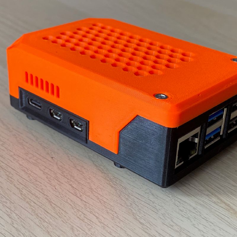 Raspberry Pi5 + Geekworm X1001 NVMe SSD Case by JetSteam